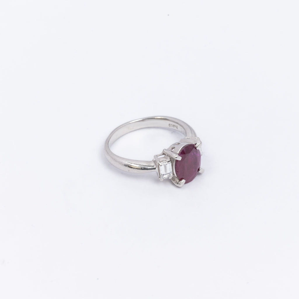 Ladies Ruby & Diamond Ring