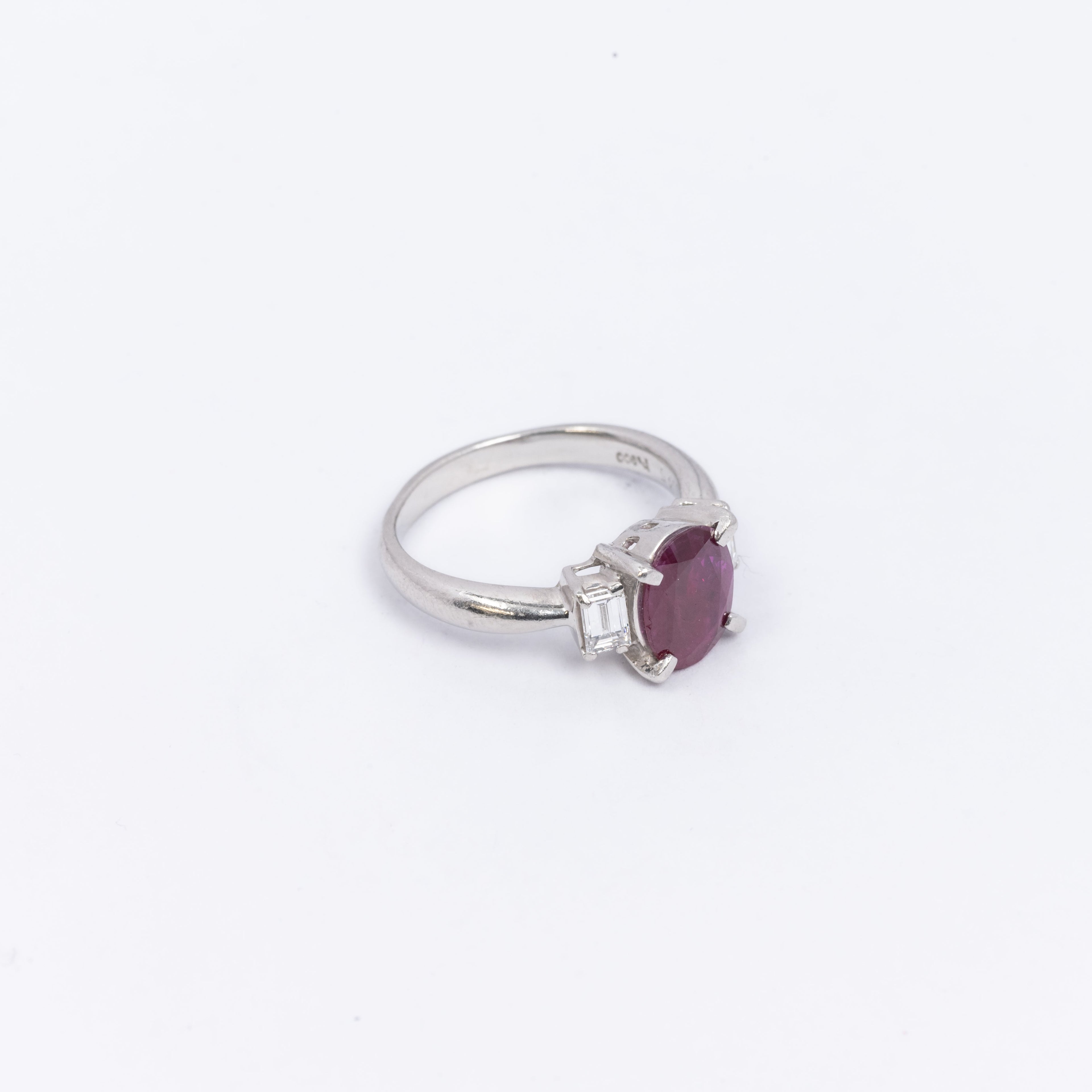 Ladies Ruby & Diamond Ring