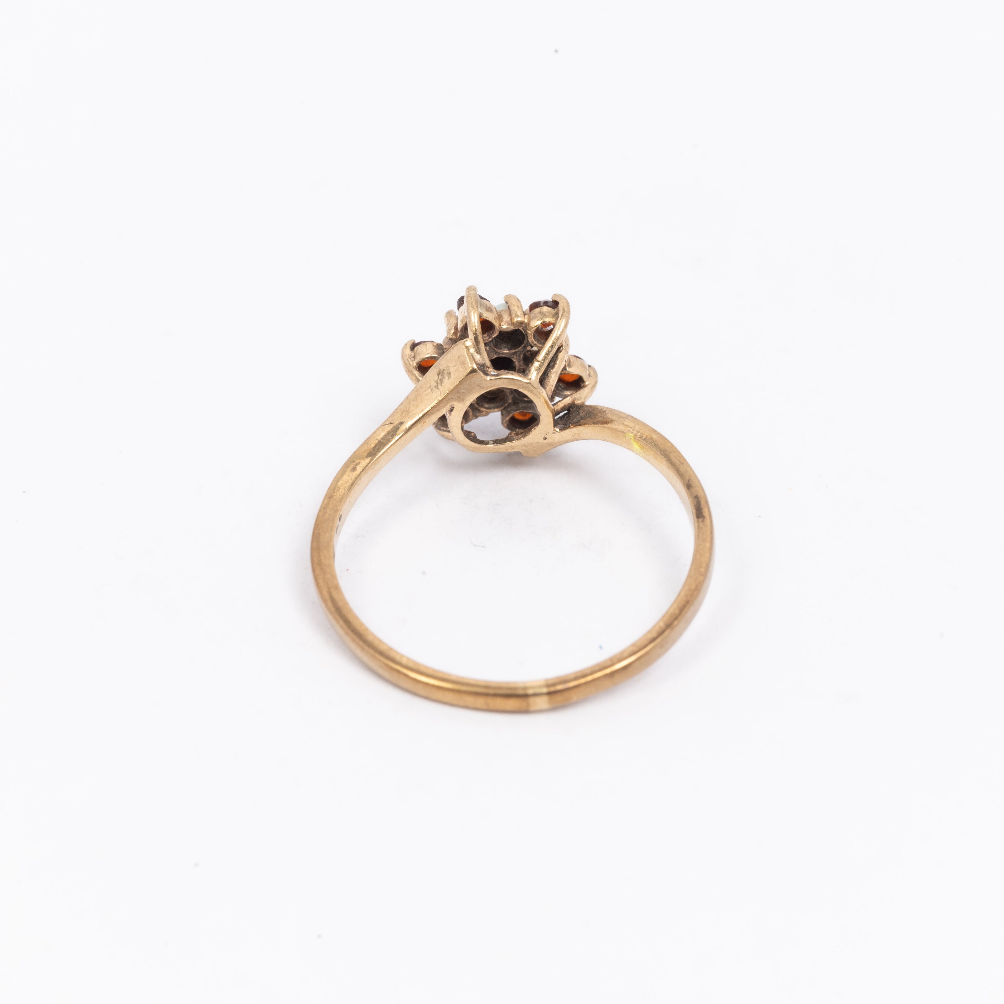 Ladies Garnet & Opal Ring