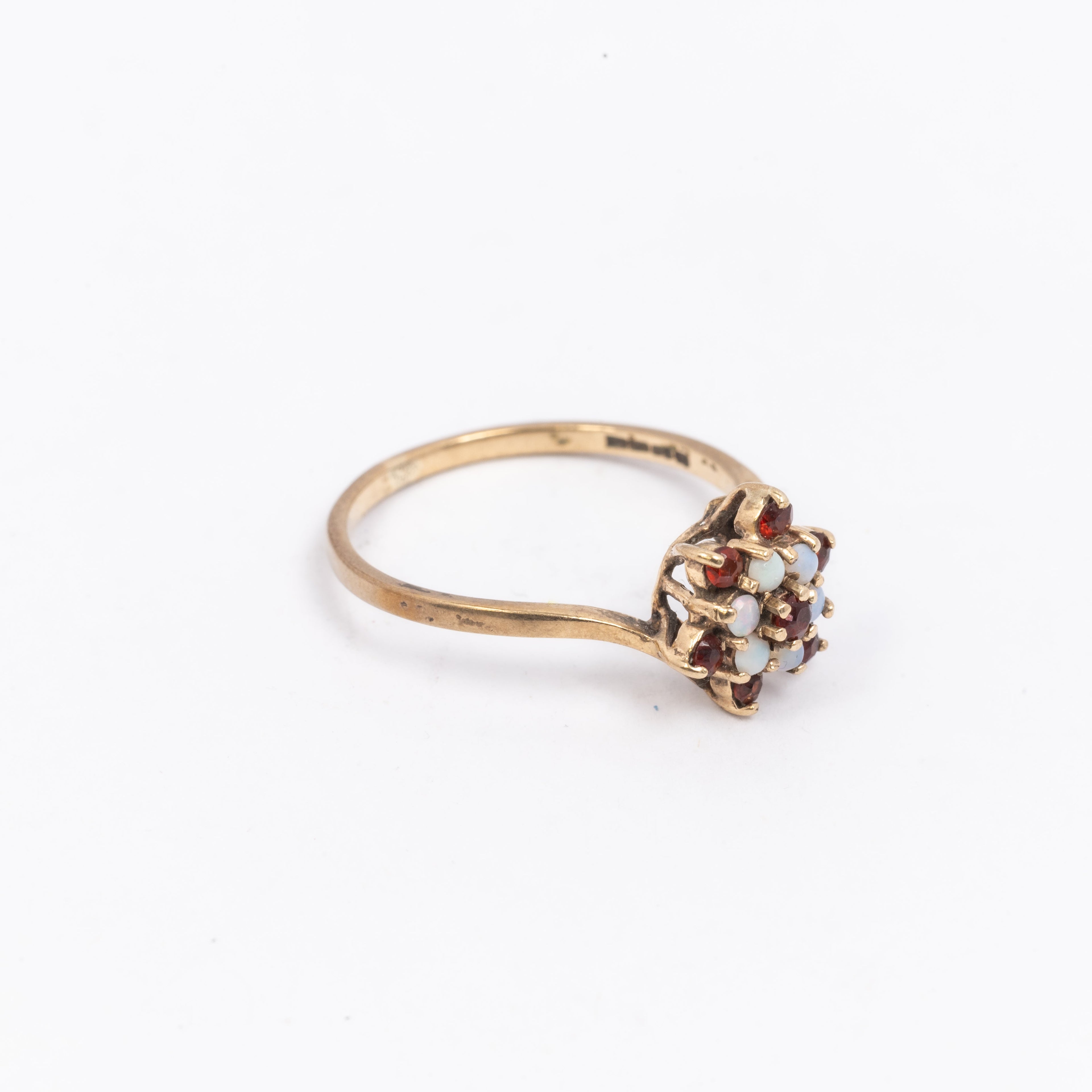 Ladies Garnet & Opal Ring