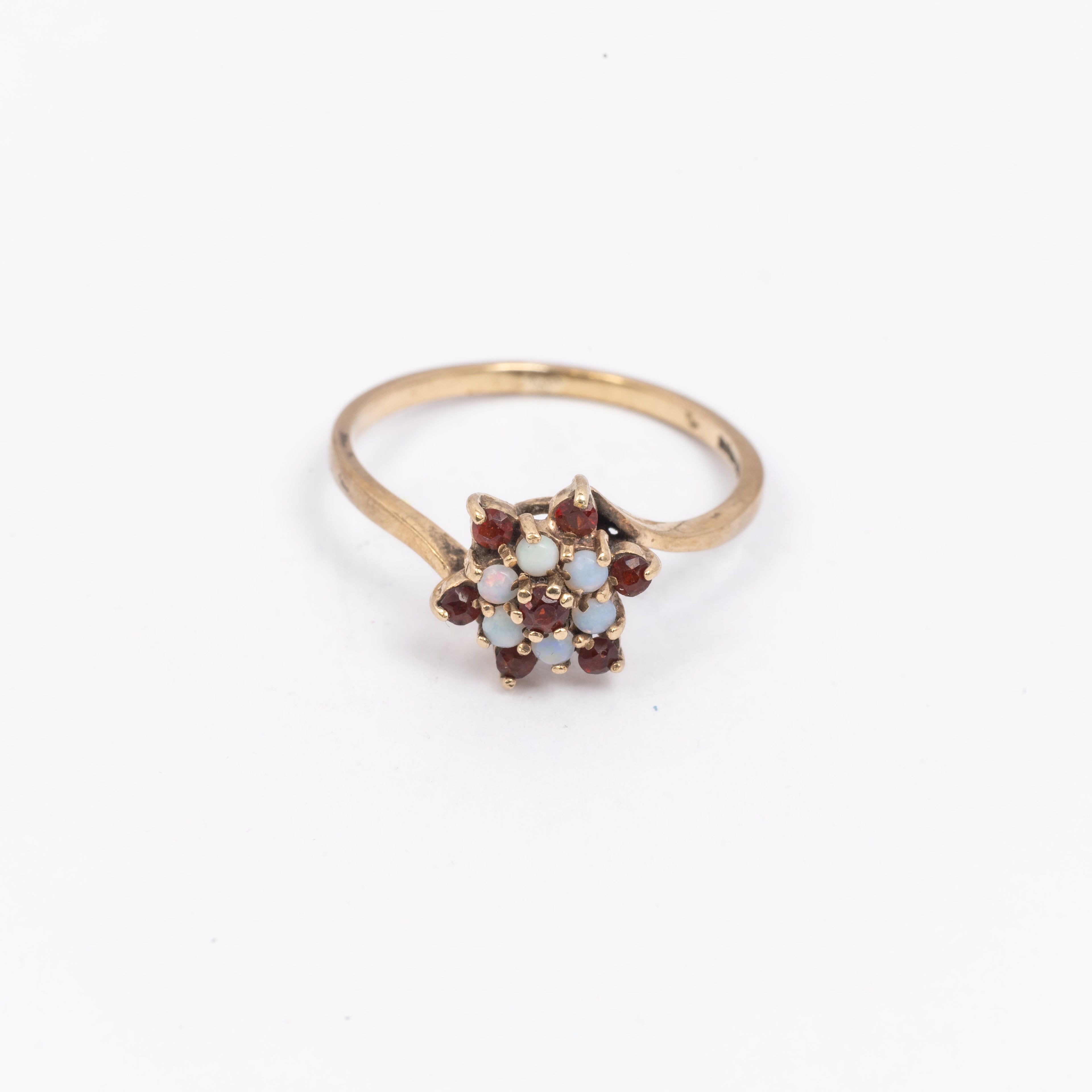 Ladies Garnet & Opal Ring