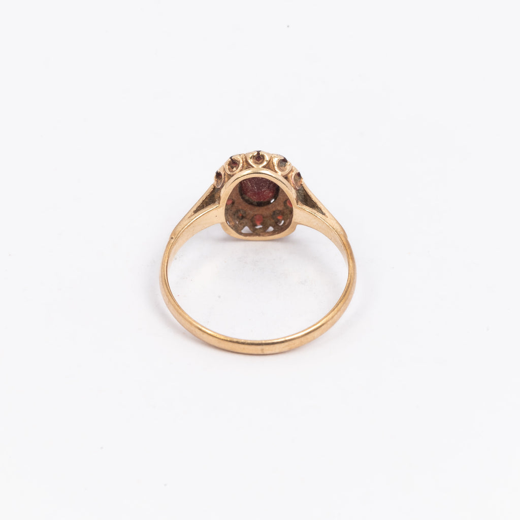 Ladies Garnet Ring