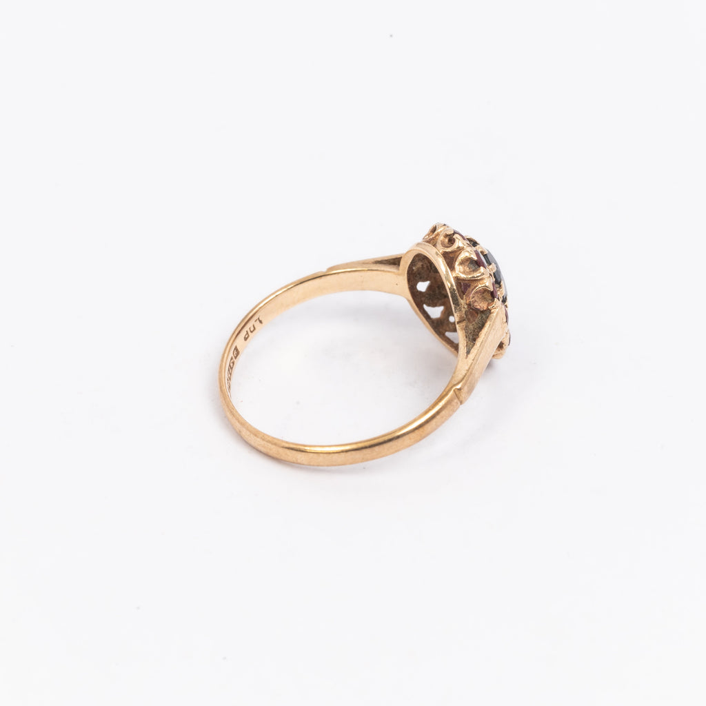 Ladies Garnet Ring