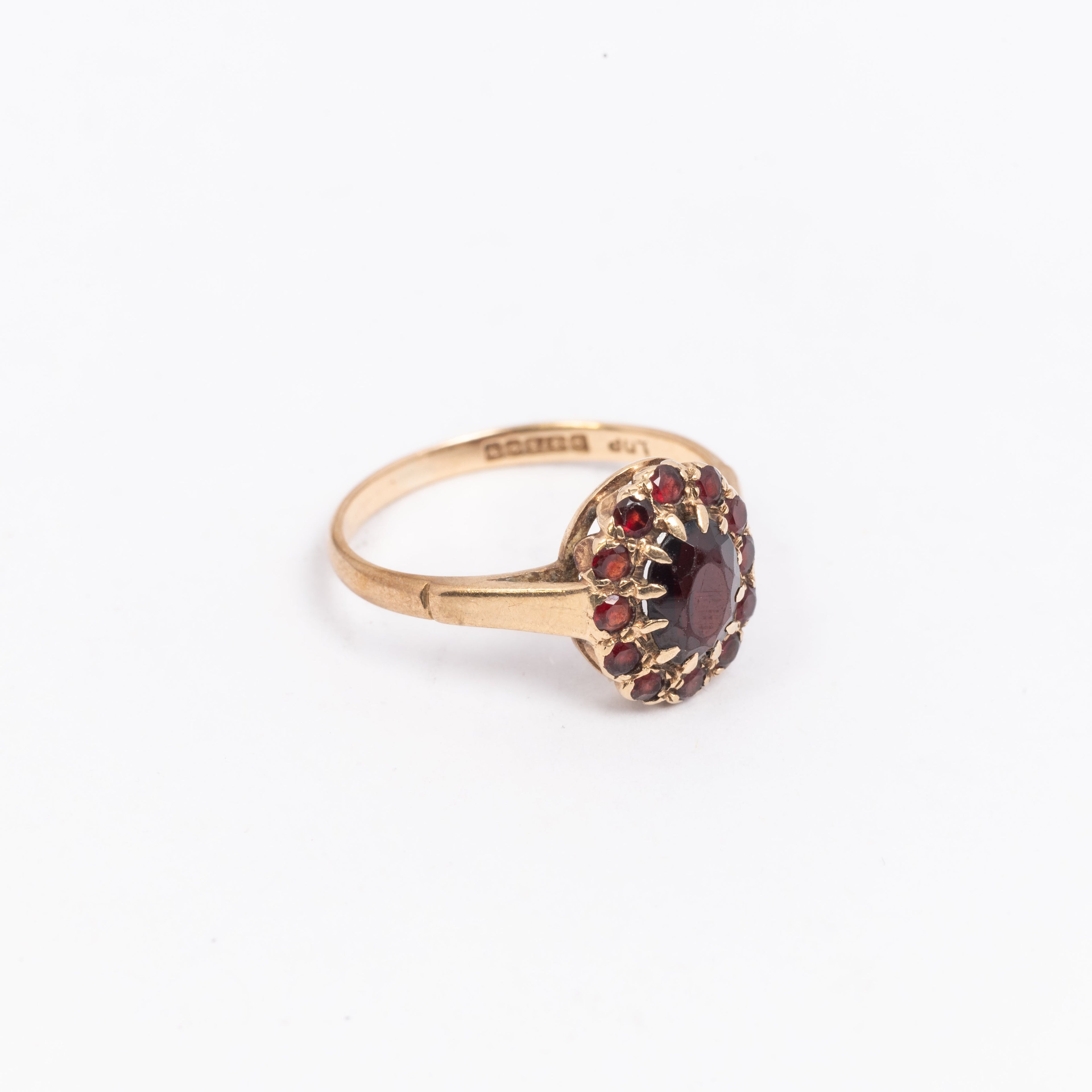Ladies Garnet Ring