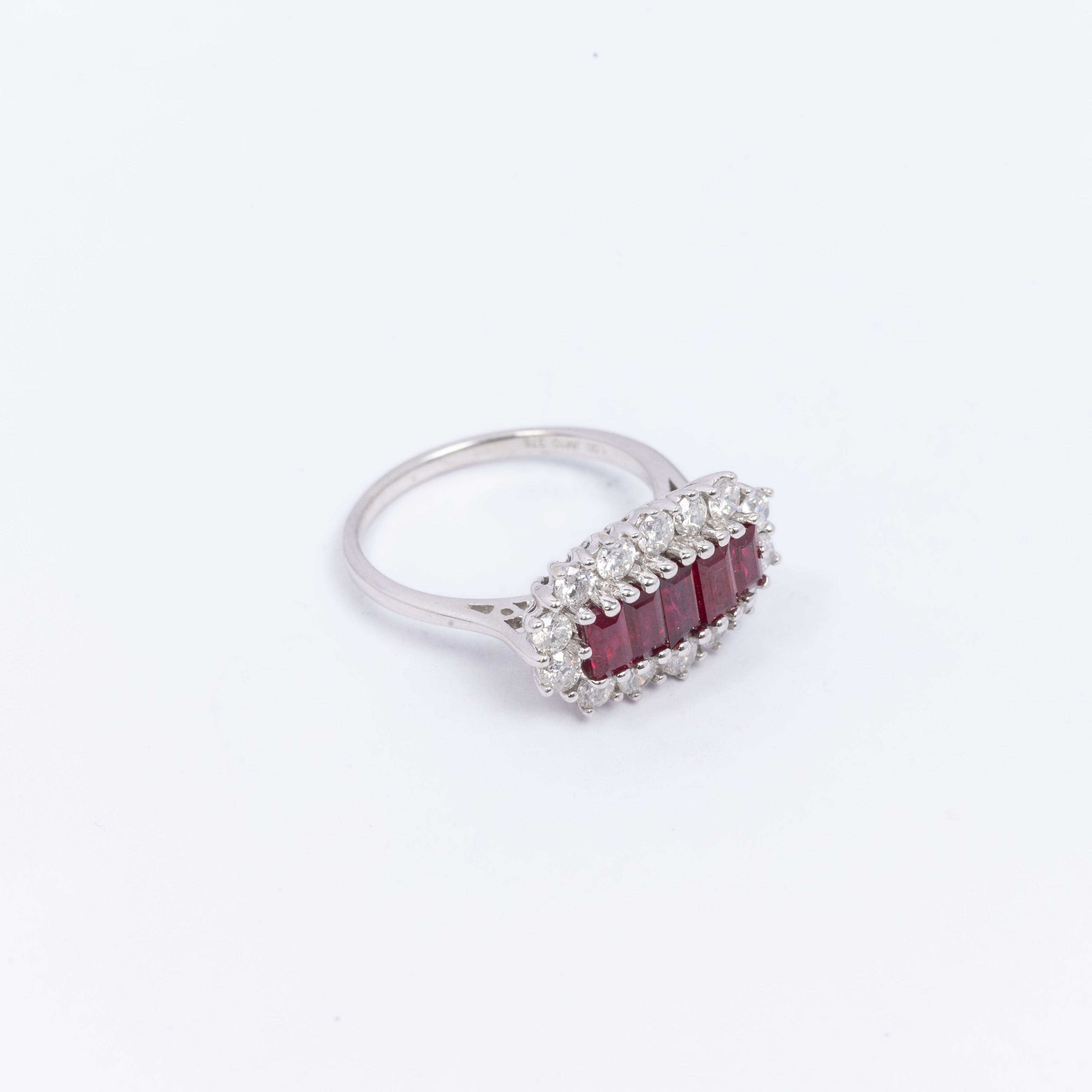 Ladies Ruby & Diamond Ring