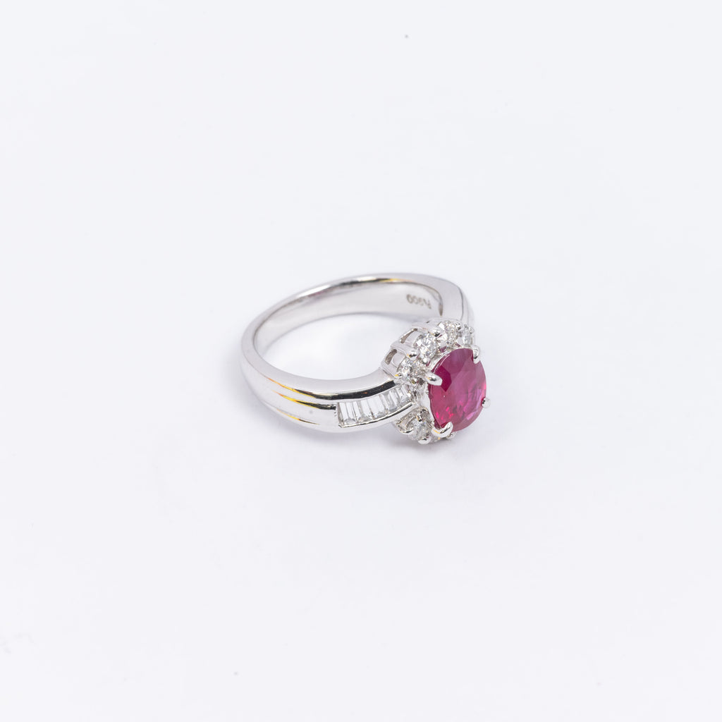 Ladies Ruby & Diamond Ring