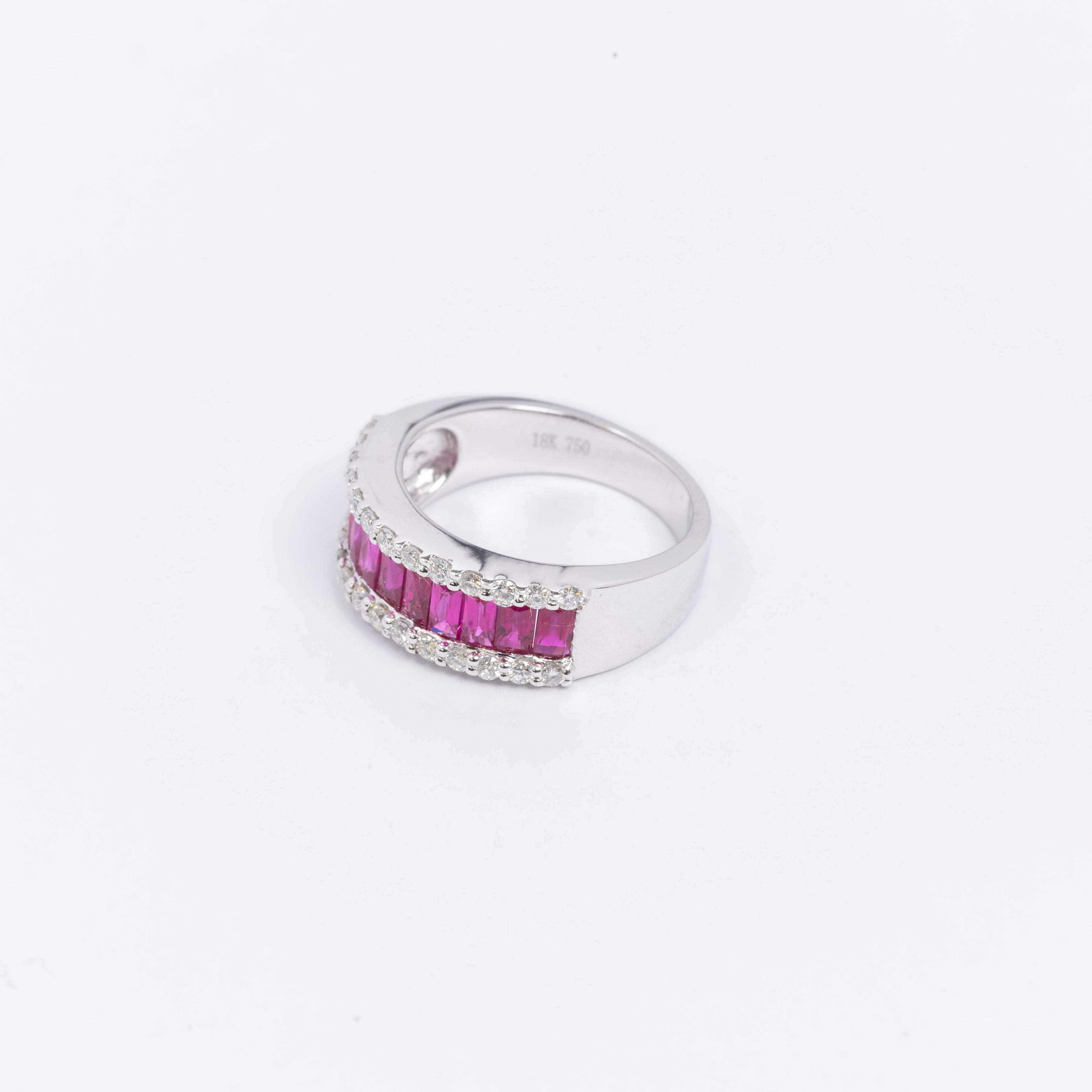 Ladies Ruby & Diamond Ring