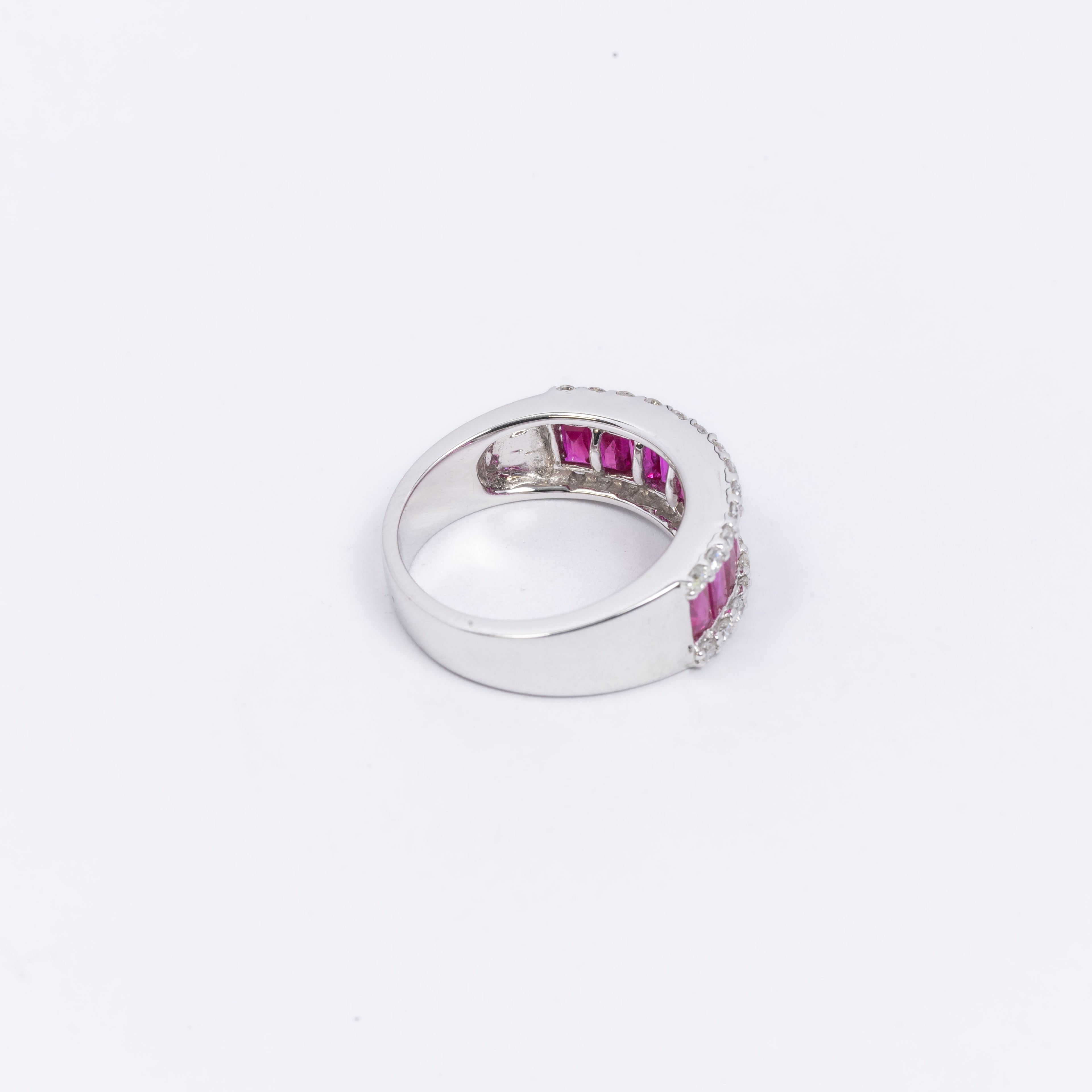 Ladies Ruby & Diamond Ring