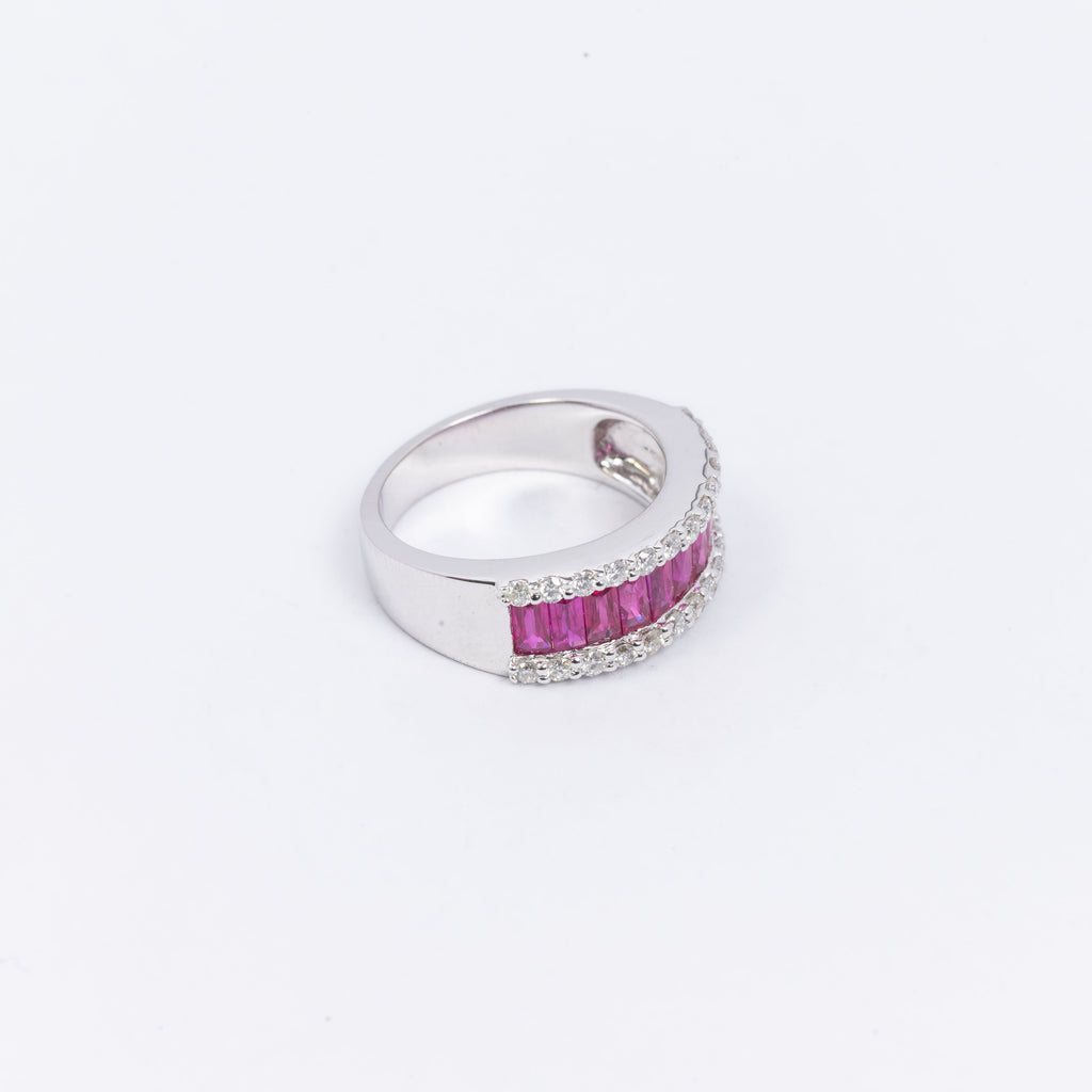 Ladies Ruby & Diamond Ring