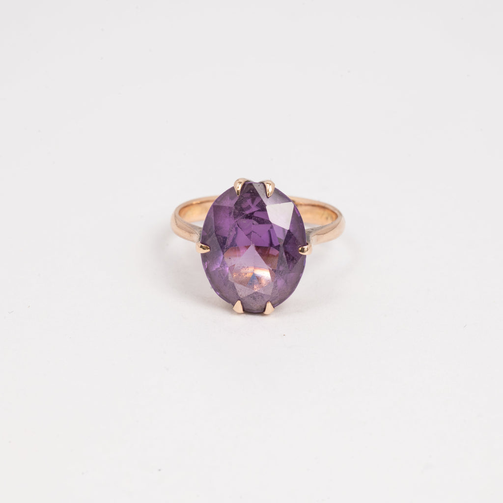 Ladies Solitaire Ring