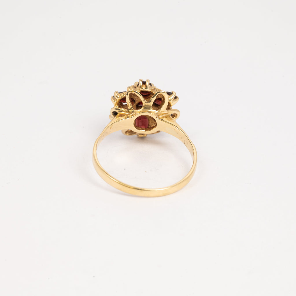 Ladies Garnet Ring
