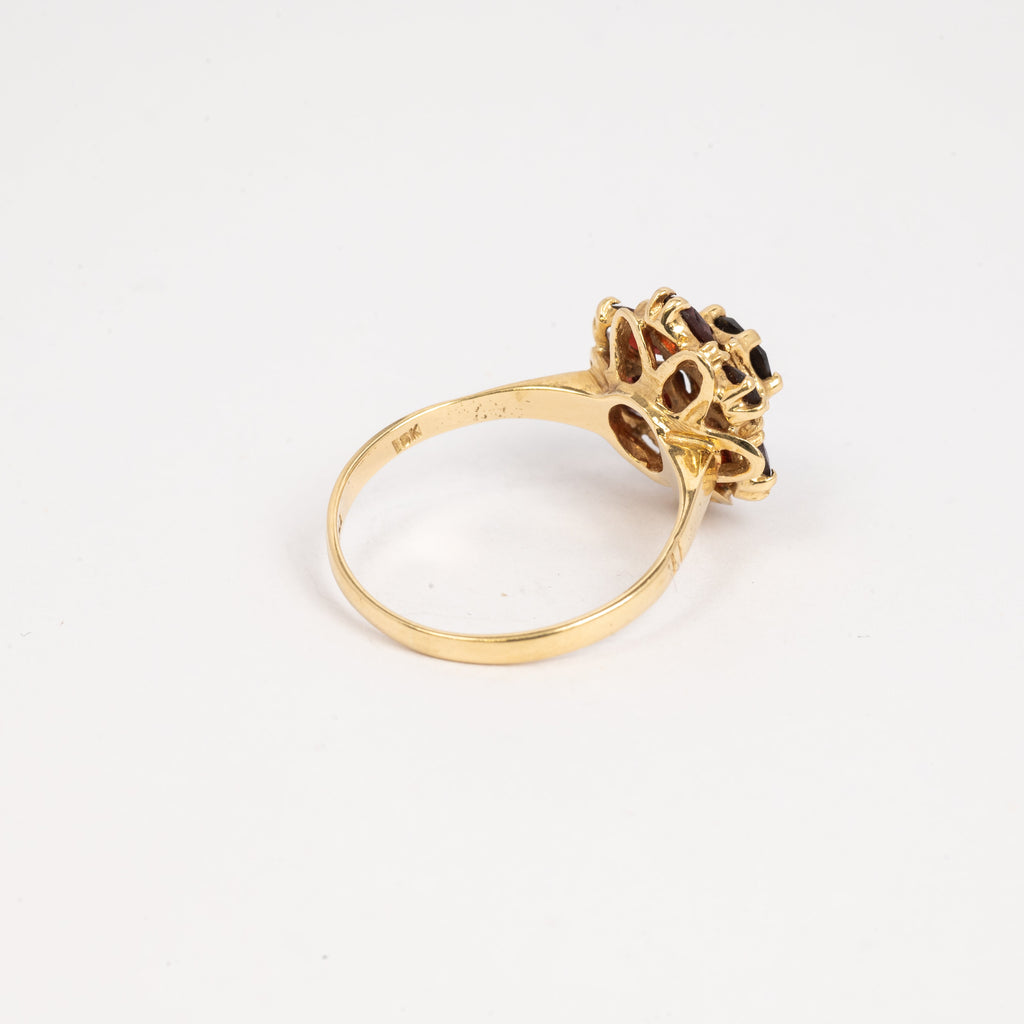 Ladies Garnet Ring