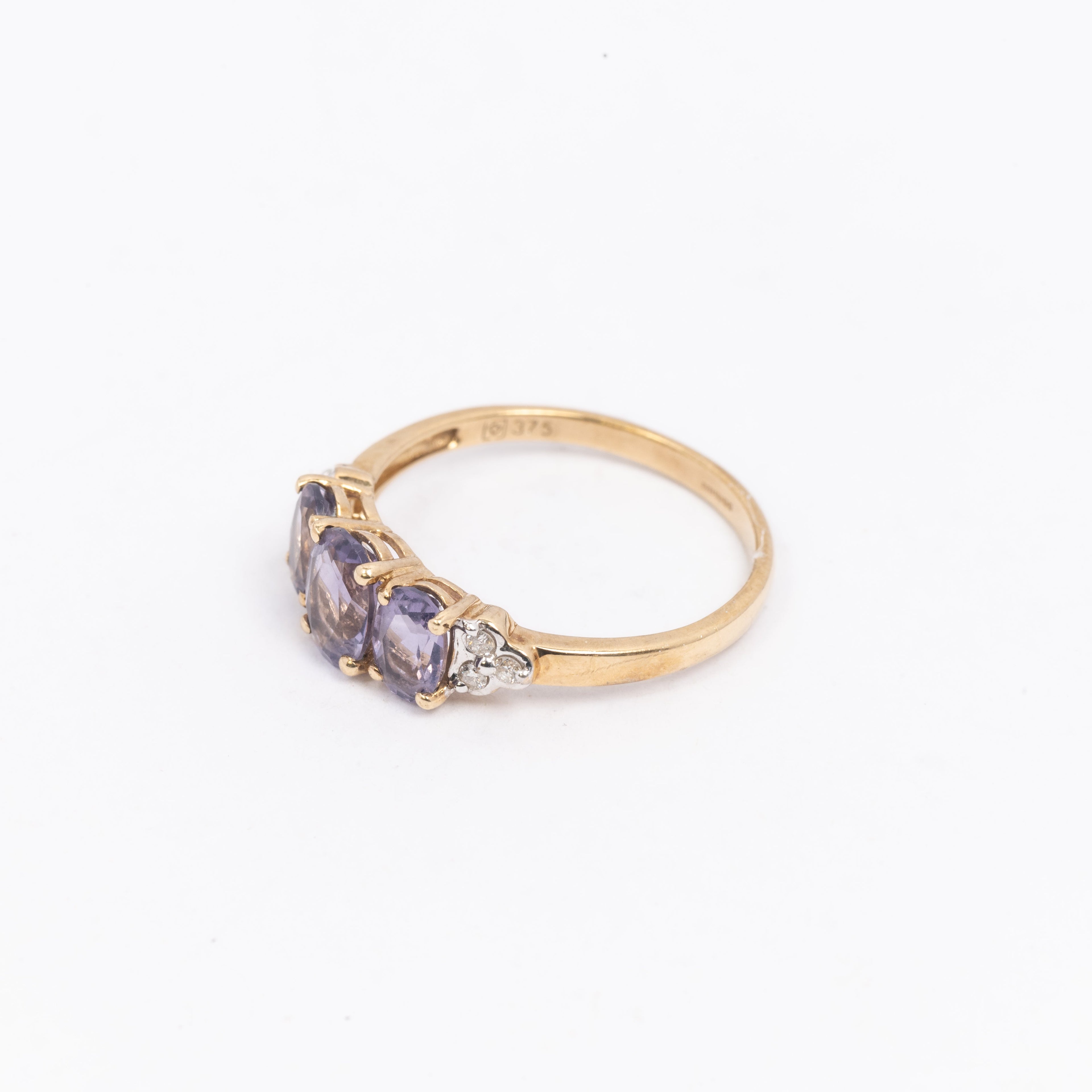 Ladies Amethyst Ring