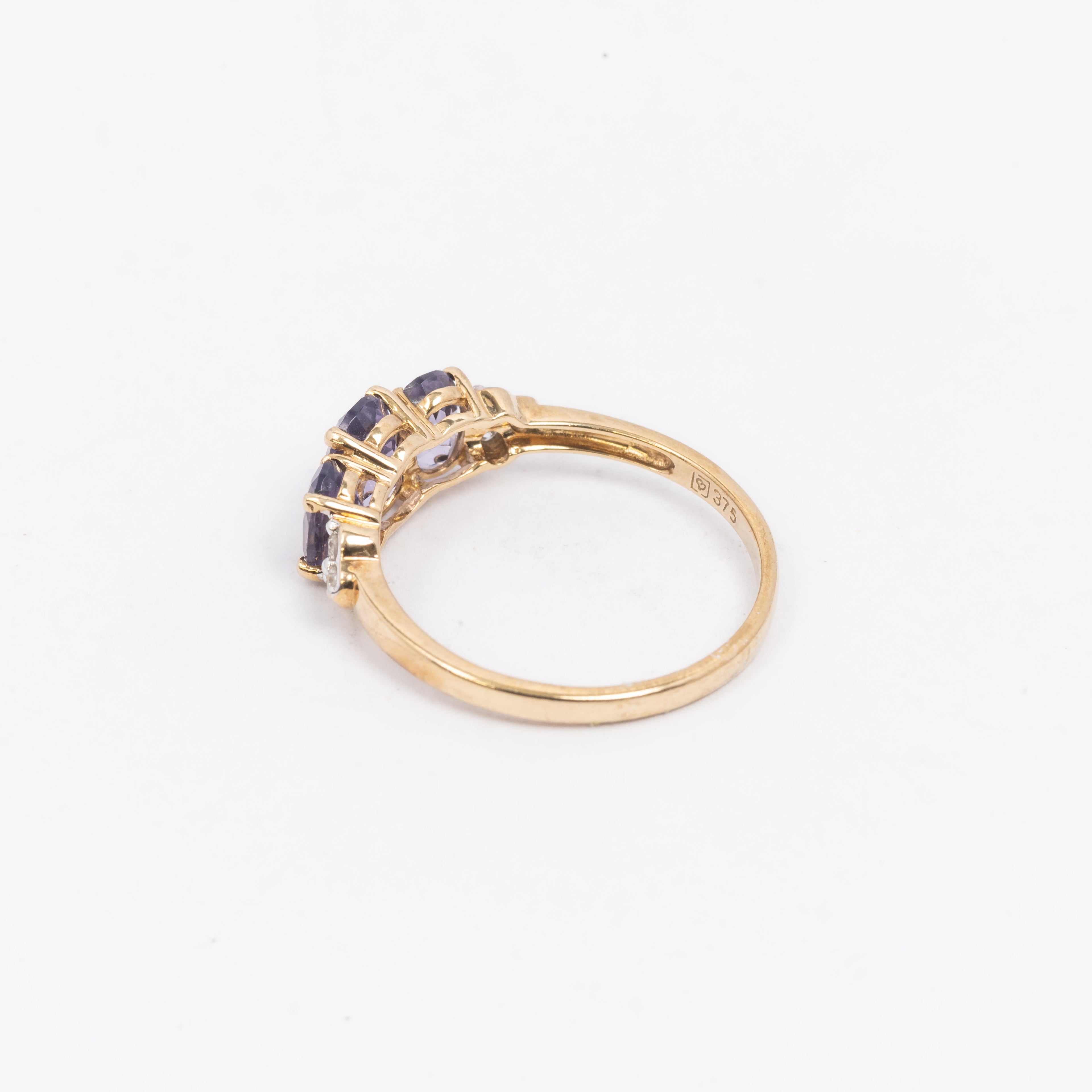 Ladies Amethyst Ring