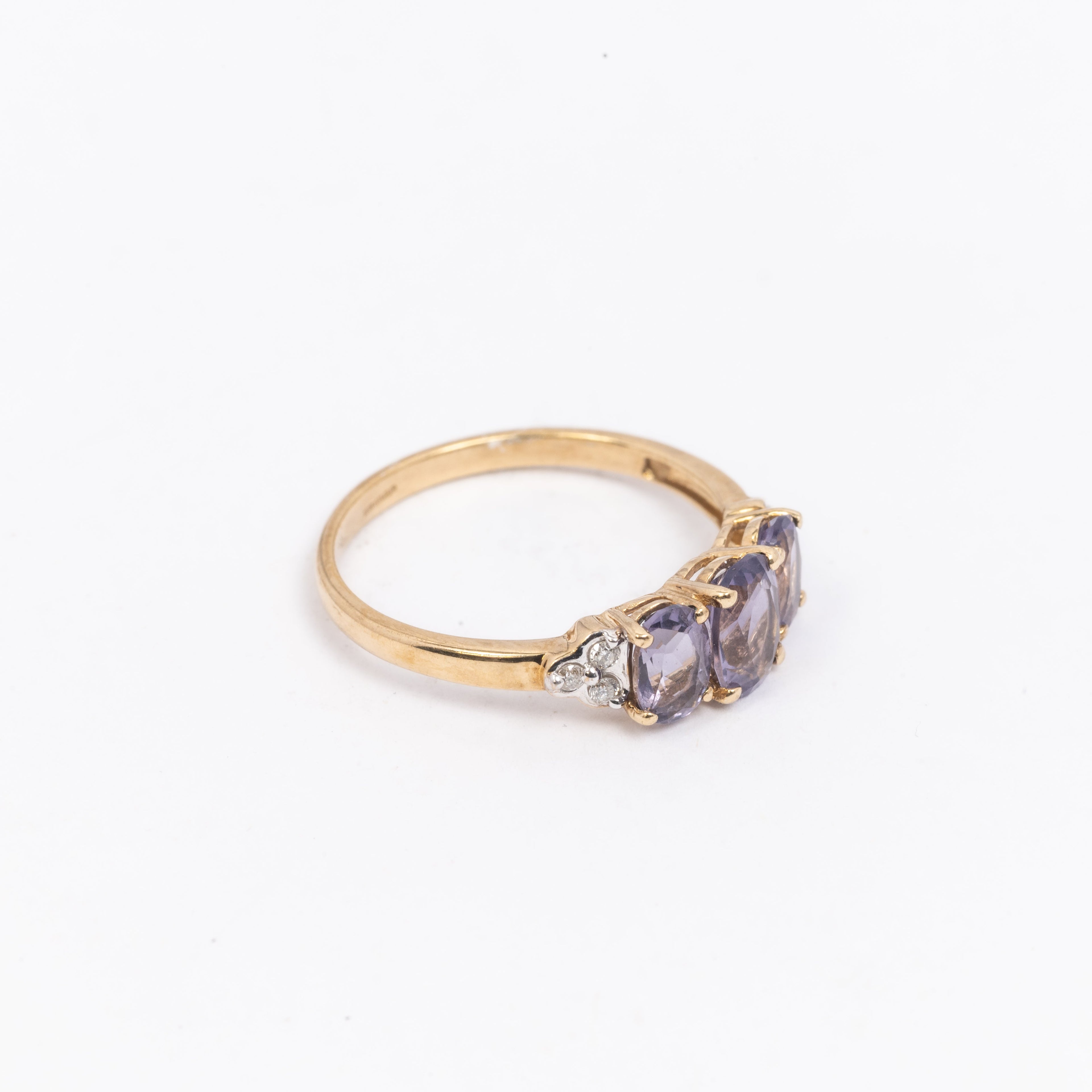 Ladies Amethyst Ring