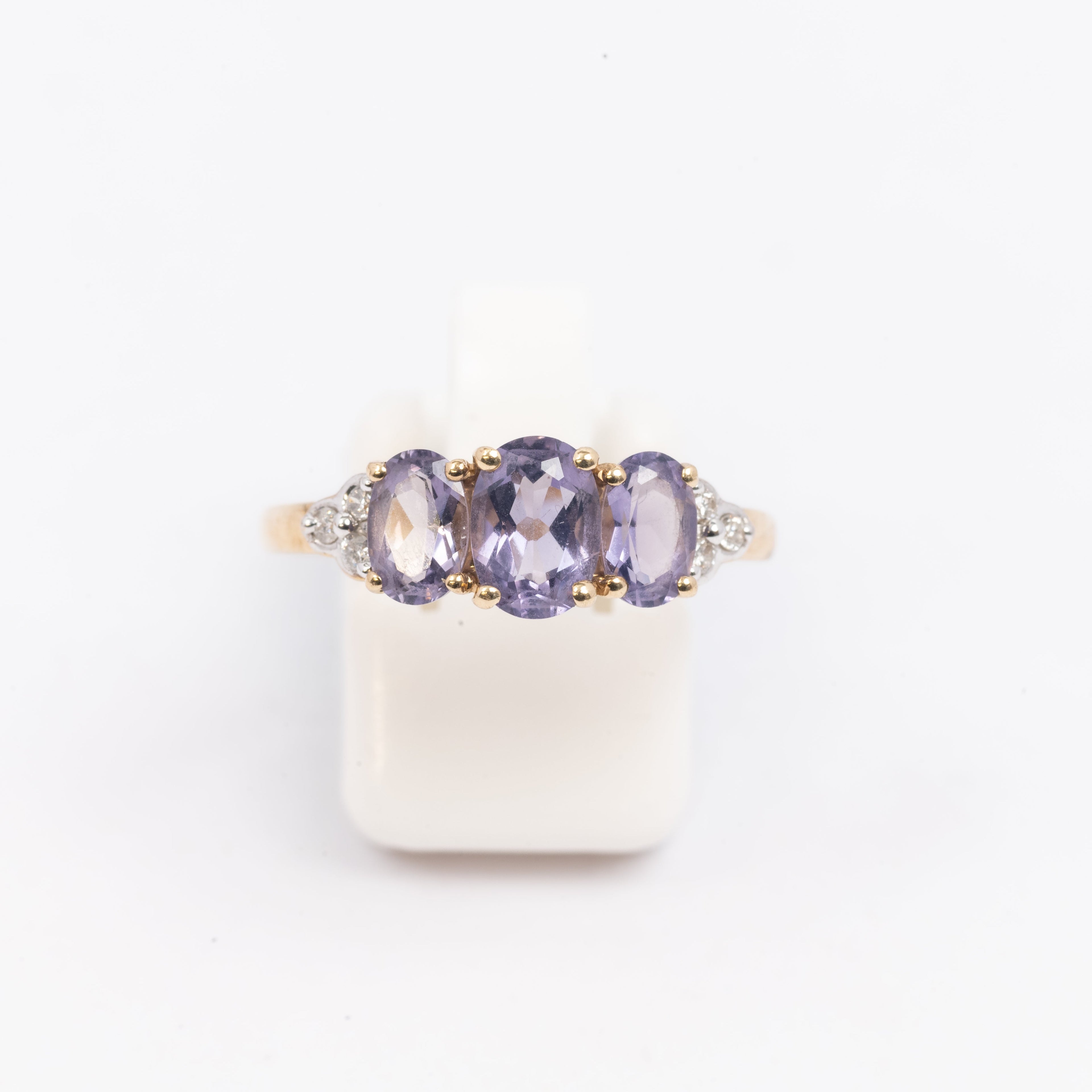 Ladies Amethyst Ring