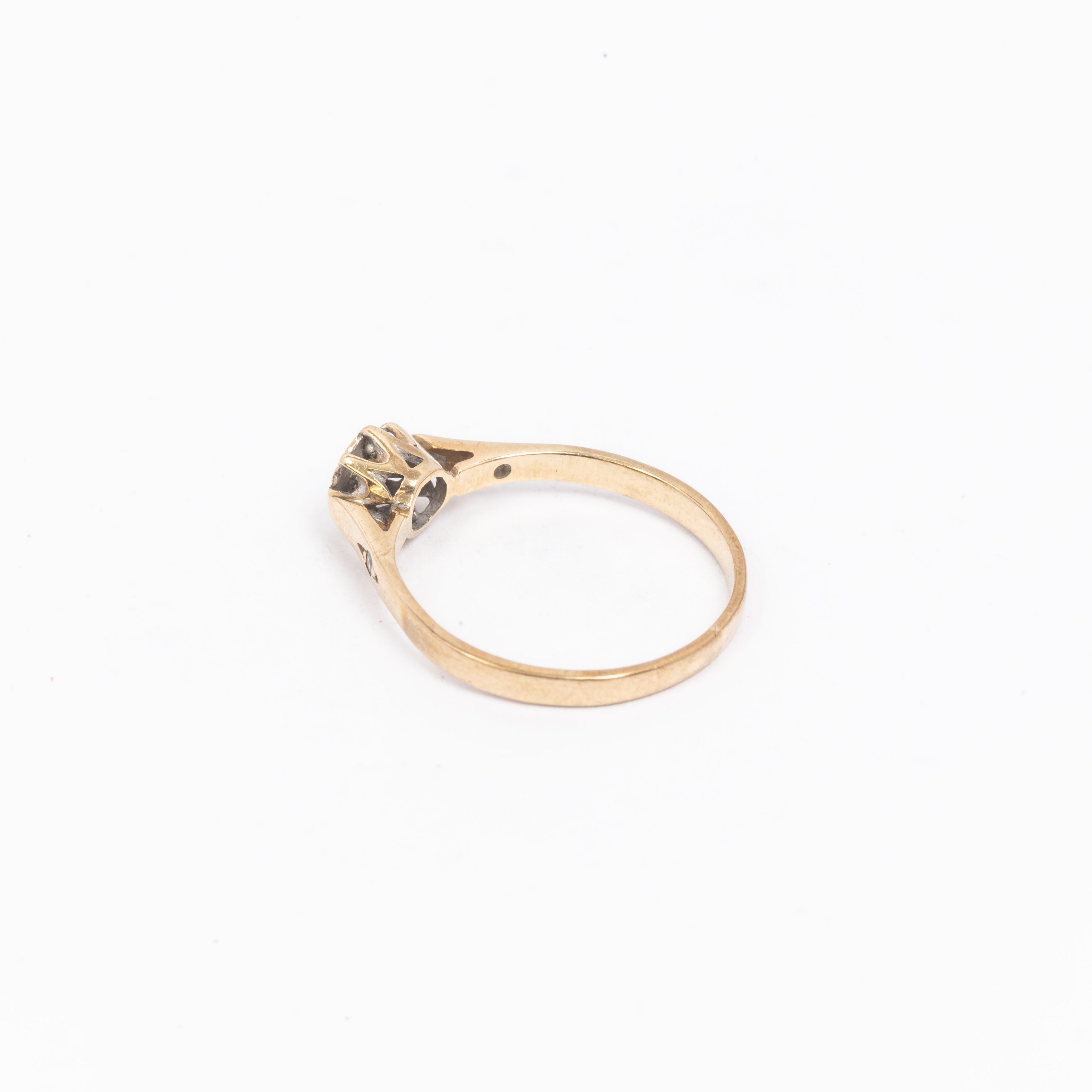 Illusion Diamond Solitaire Ring