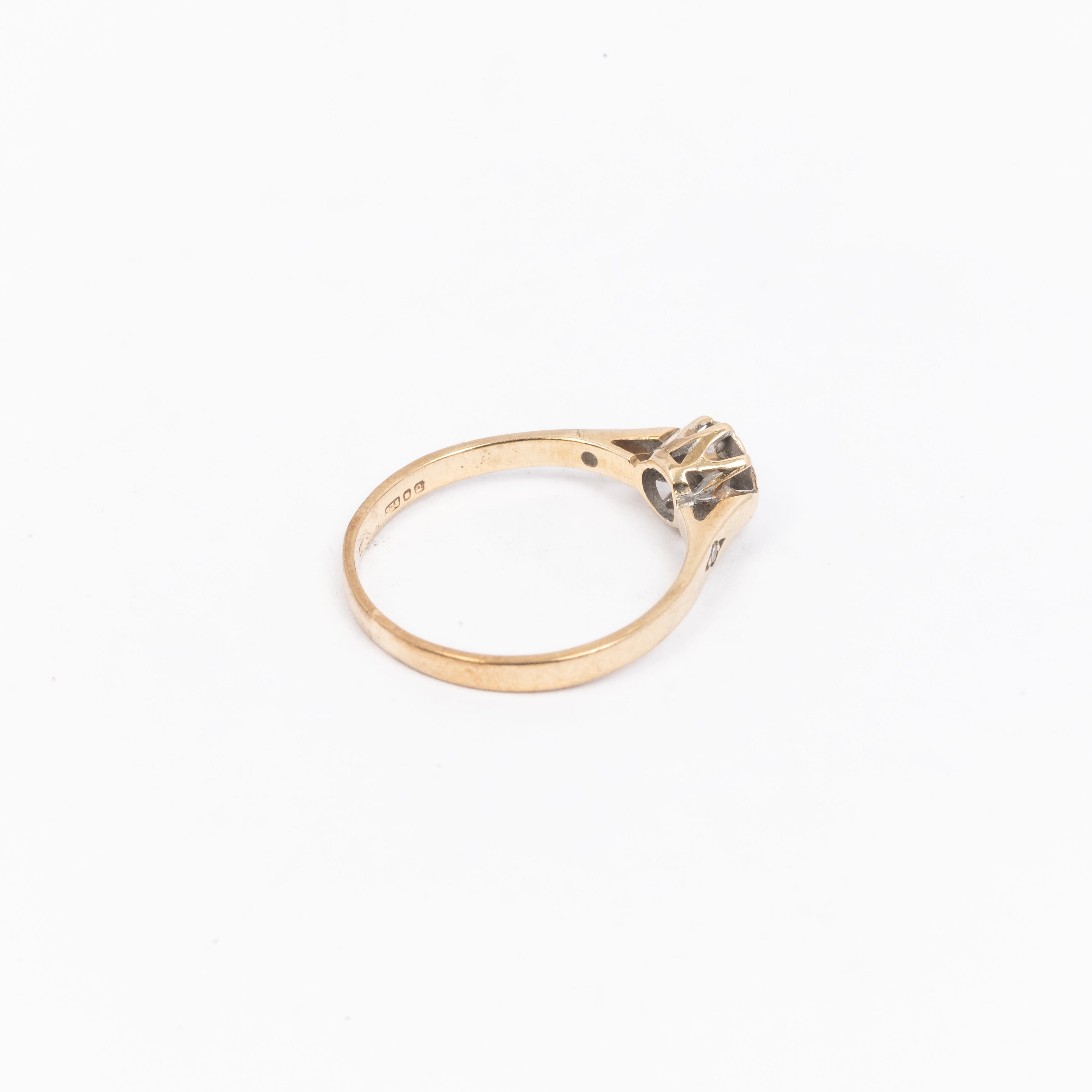 Illusion Diamond Solitaire Ring