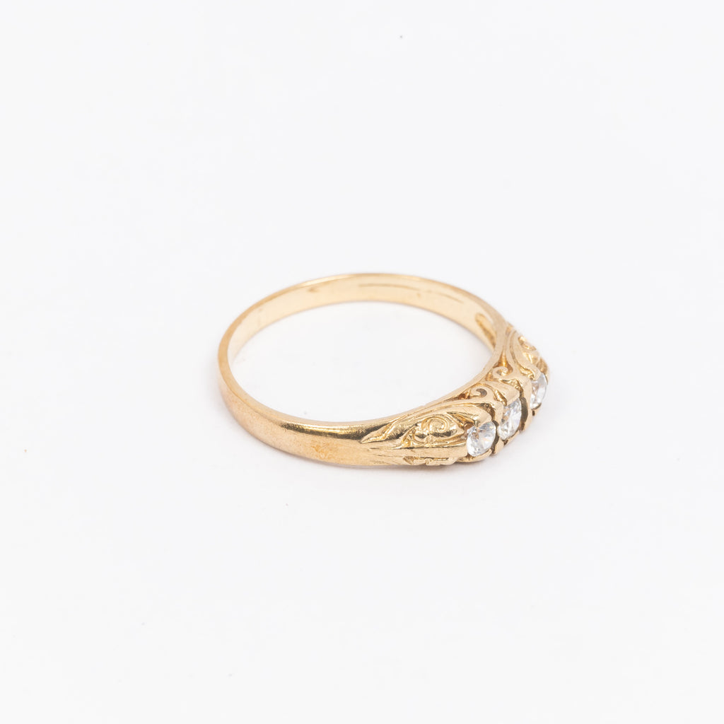 Ladies 3 Stone Engraved Ring