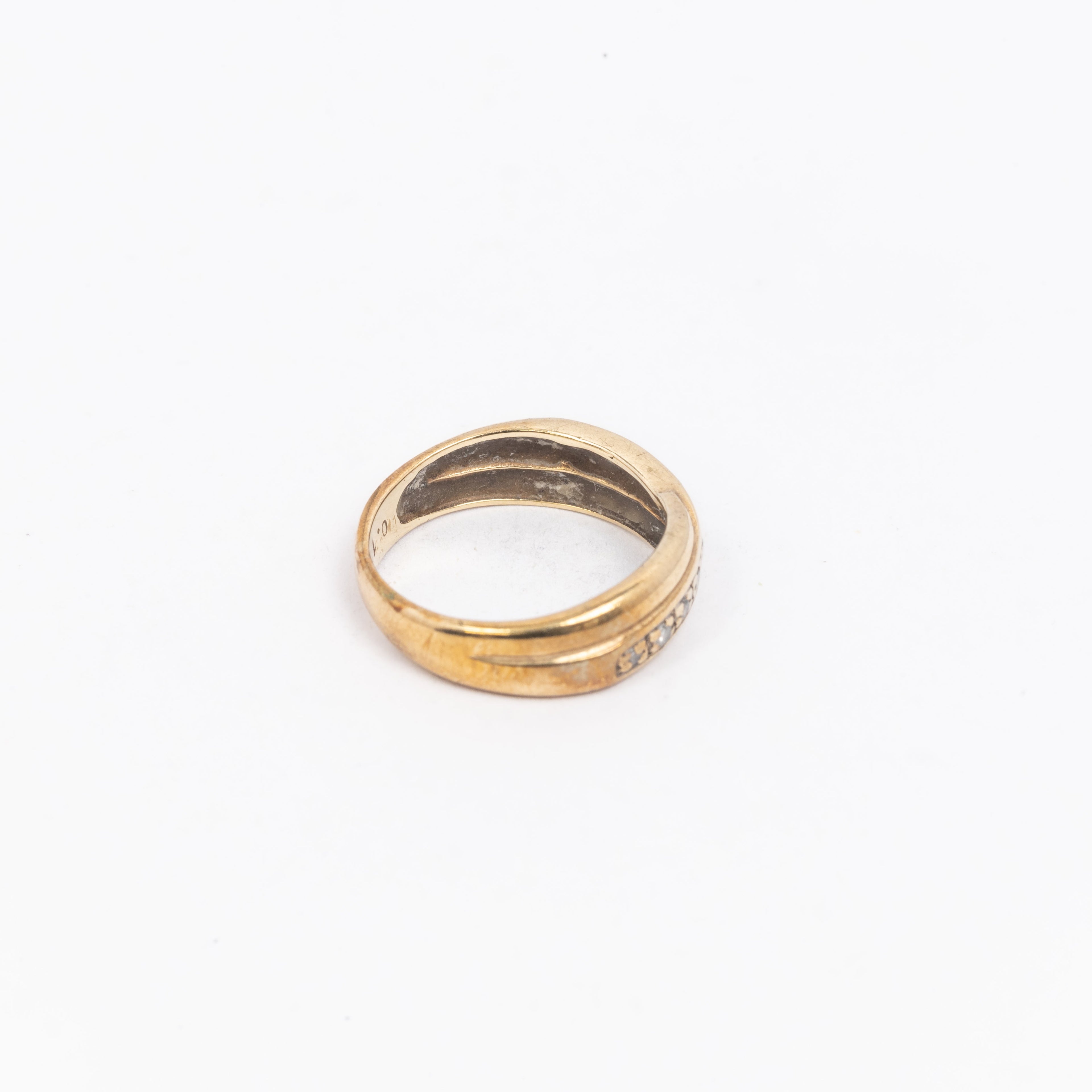 Ladies Half Twist Eternity Ring