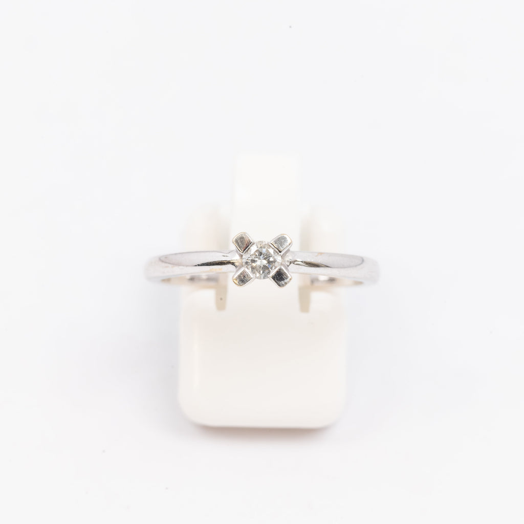 Ladies White Gold Solitaire Ring