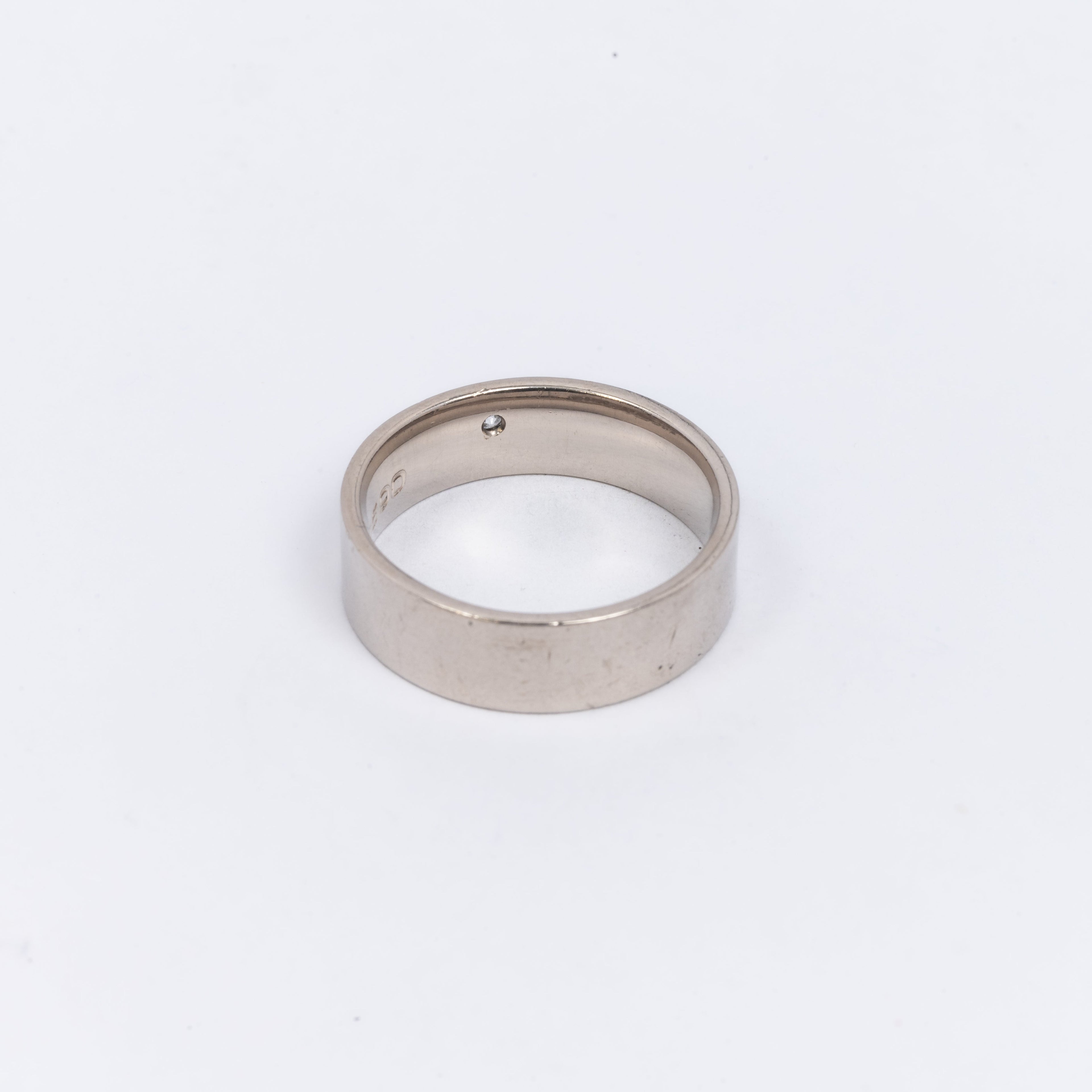 Mens White Gold & Diamond RIng