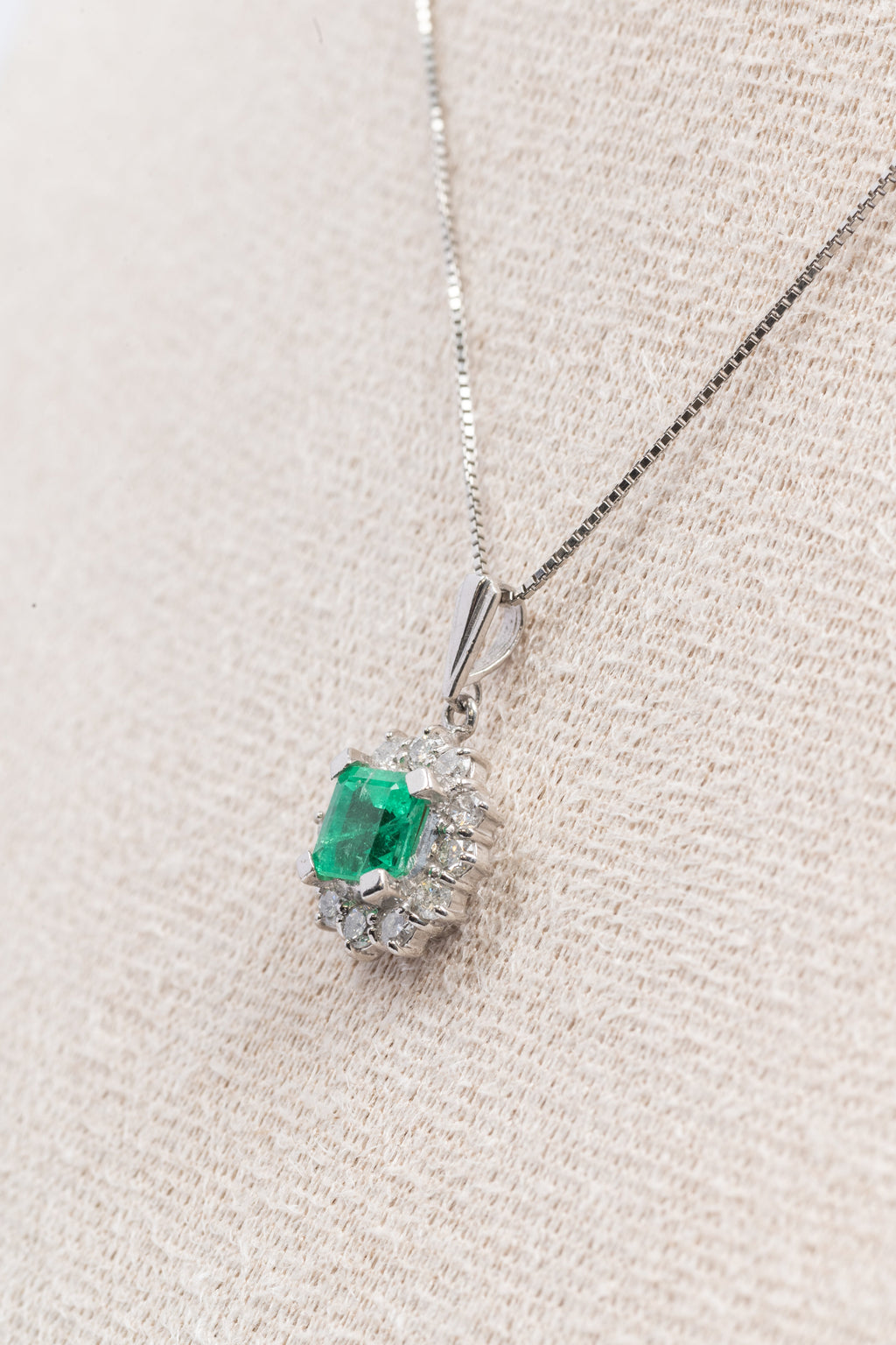 Emerald & Diamond Necklace