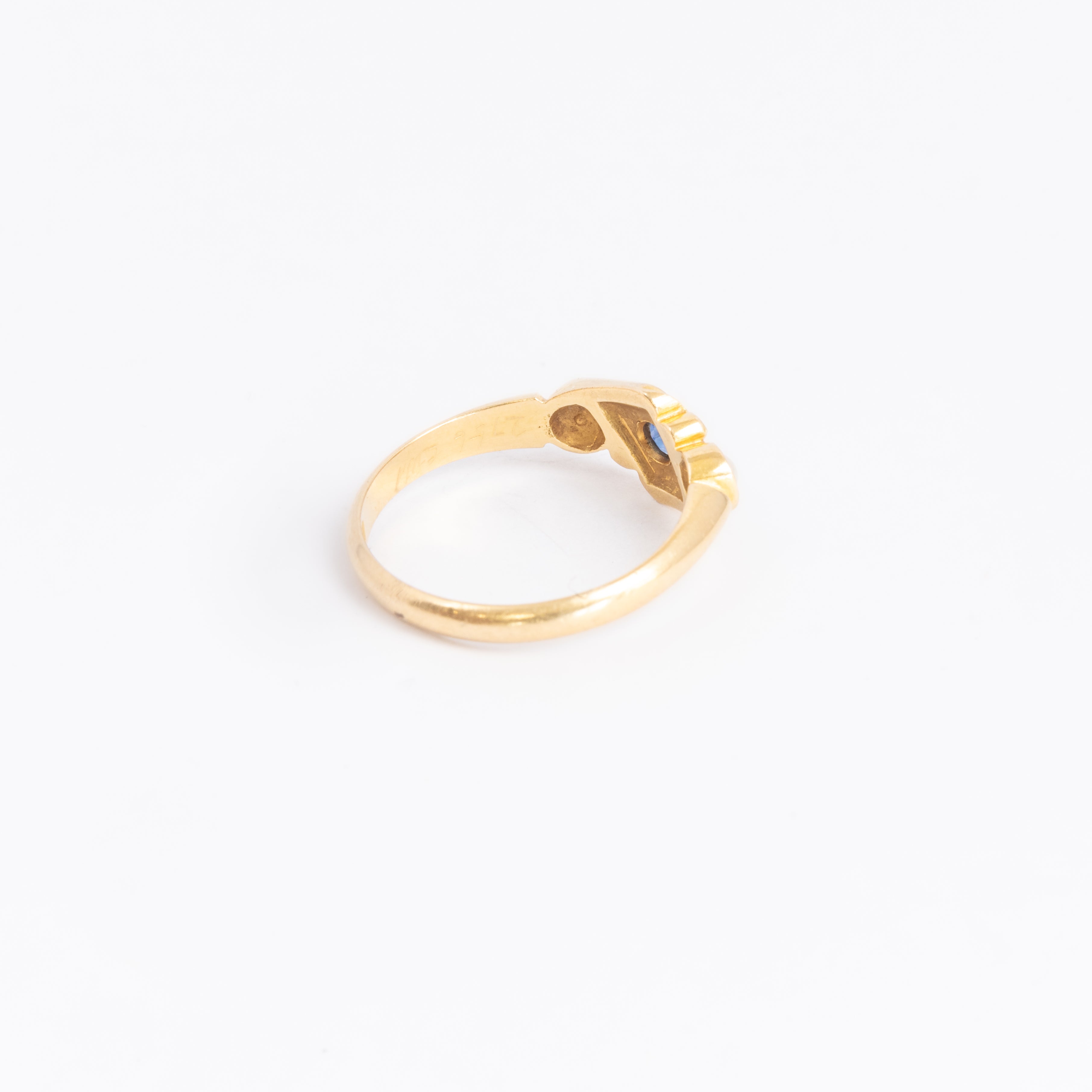 c1905 Sapphire & Pearl Gold Ring