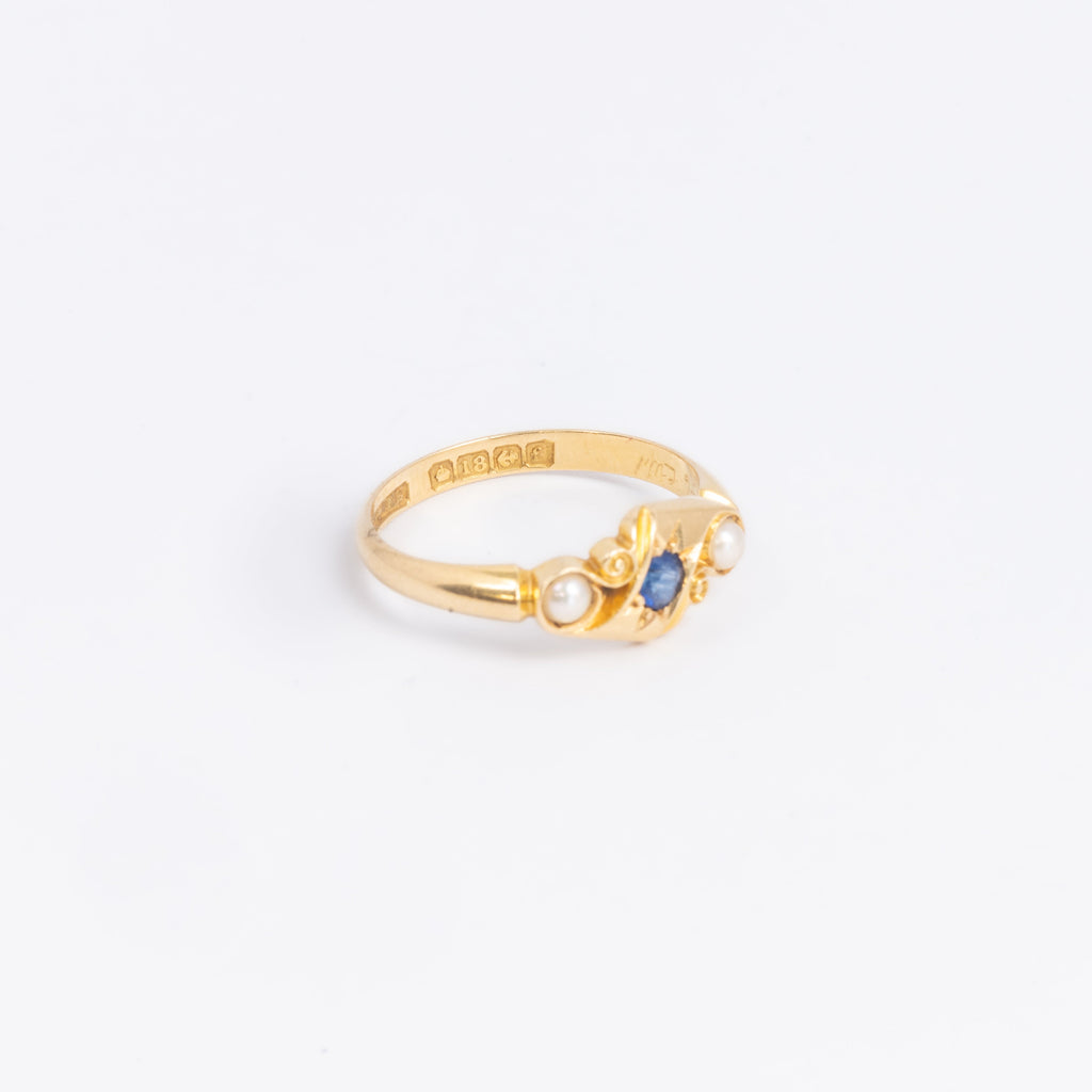 c1905 Sapphire & Pearl Gold Ring