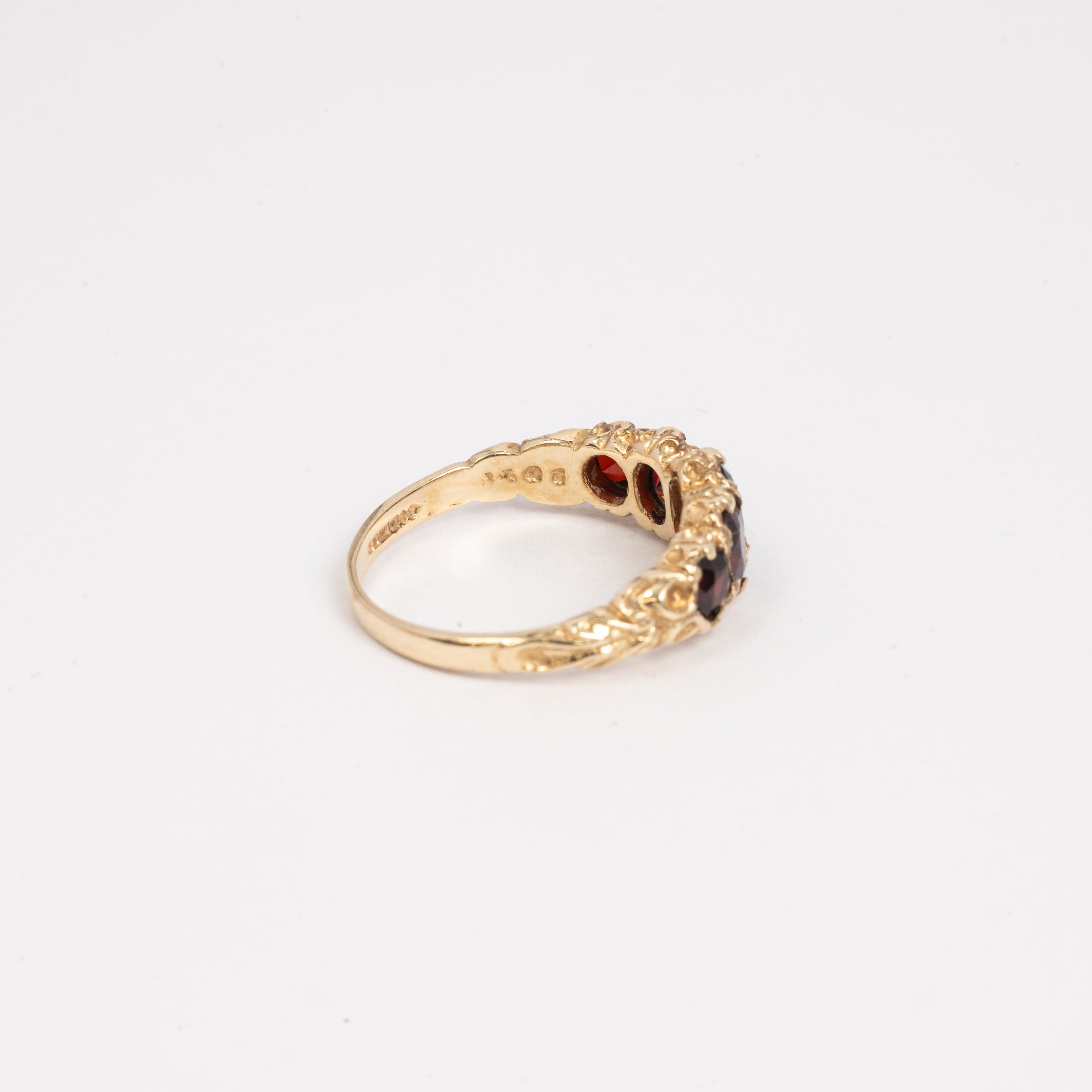 Ladies 5 Stone Garnet Ring