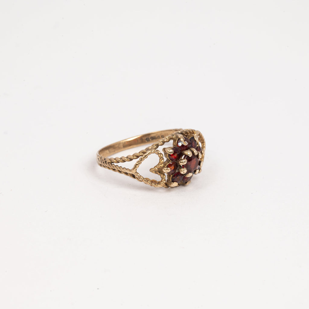 Ladies Garnet Flower Ring
