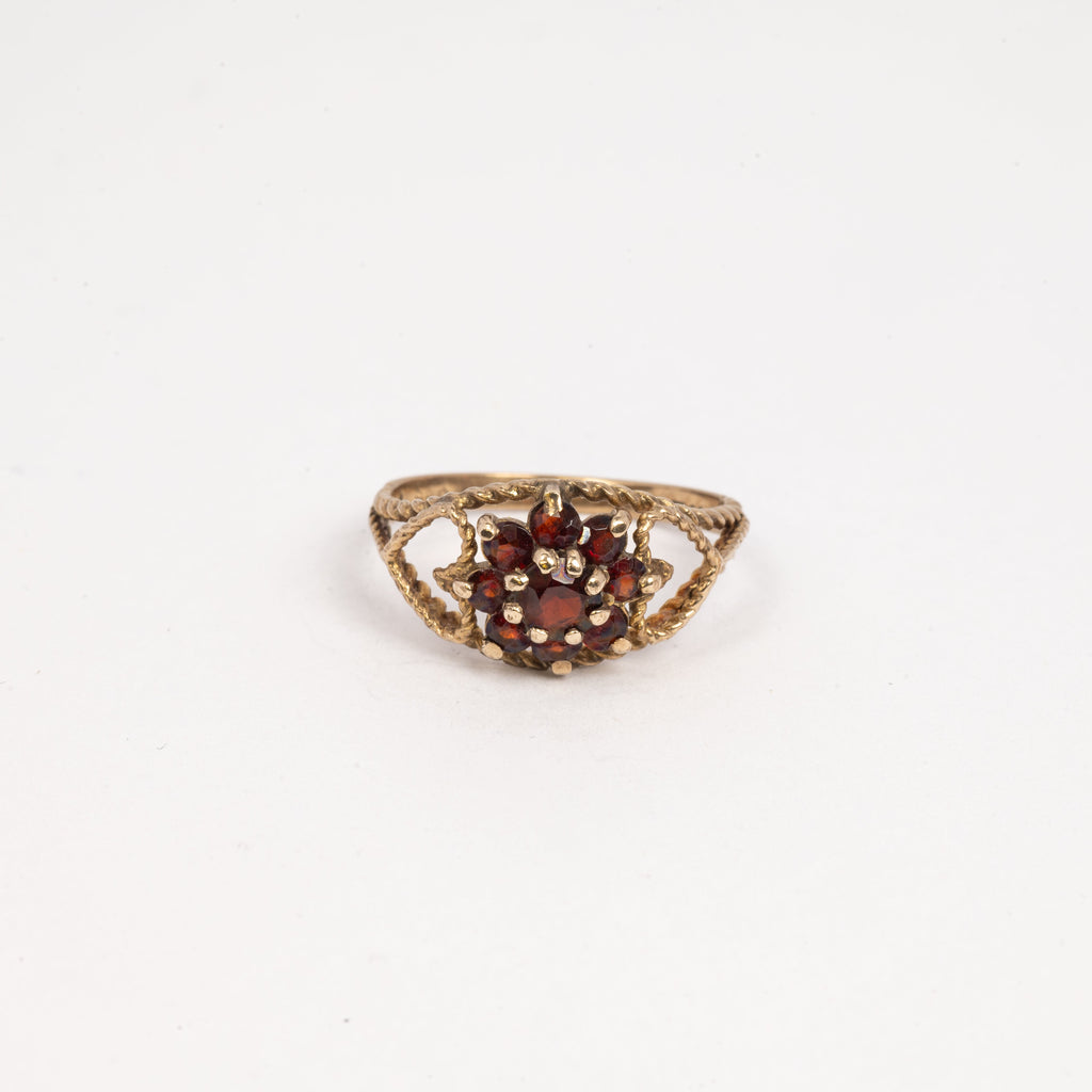 Ladies Garnet Flower Ring