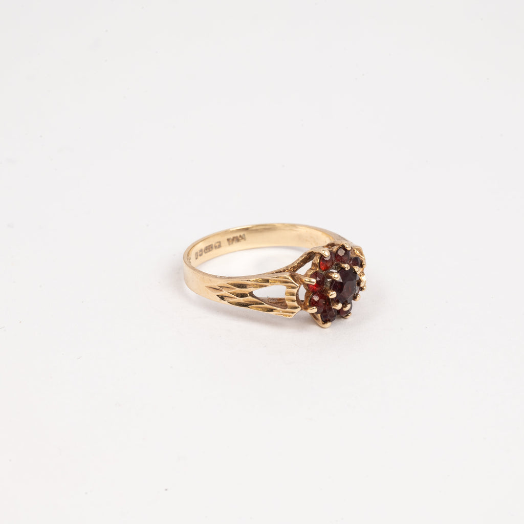 Ladies Garnet Flower Ring