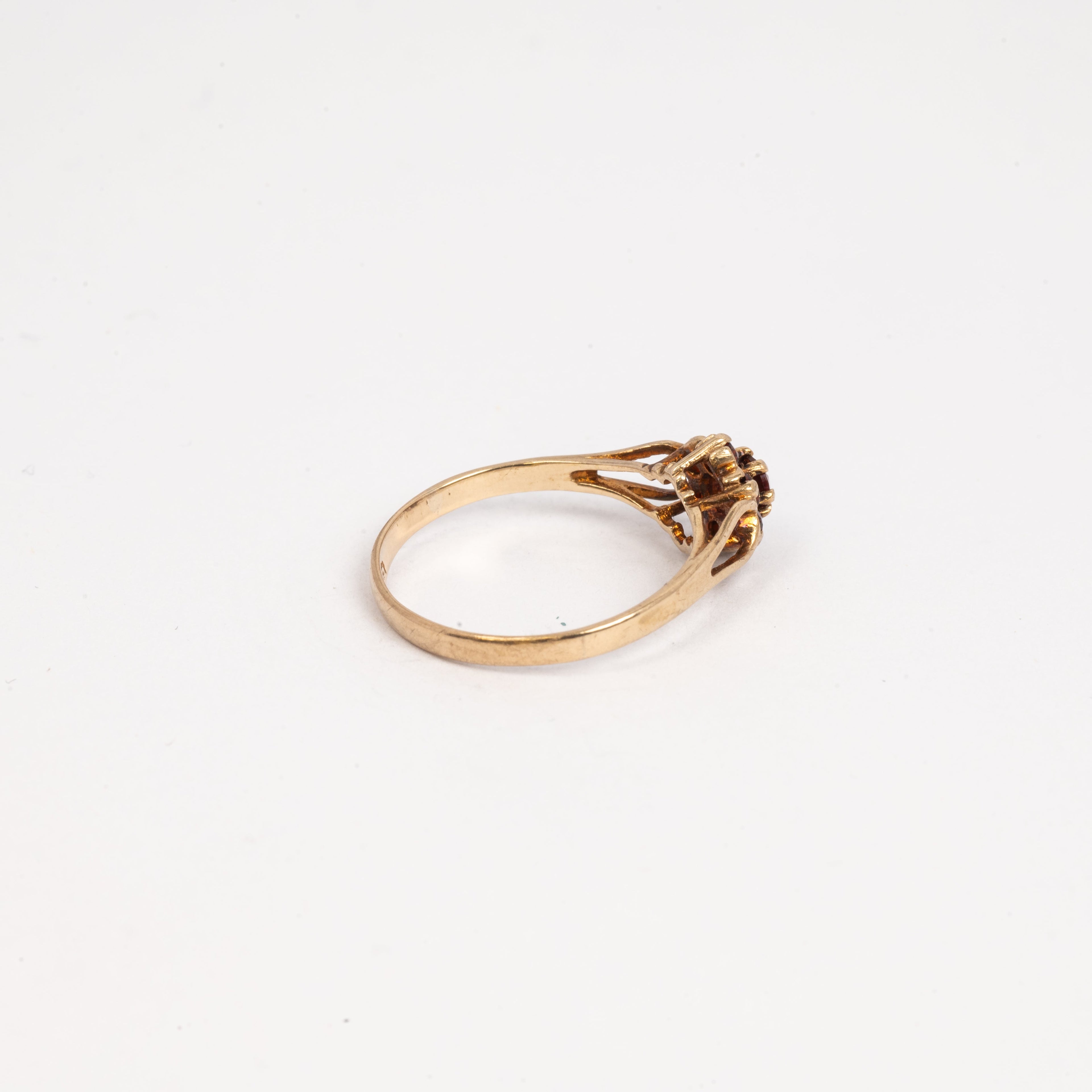 Ladies Small Garnet Flower Ring