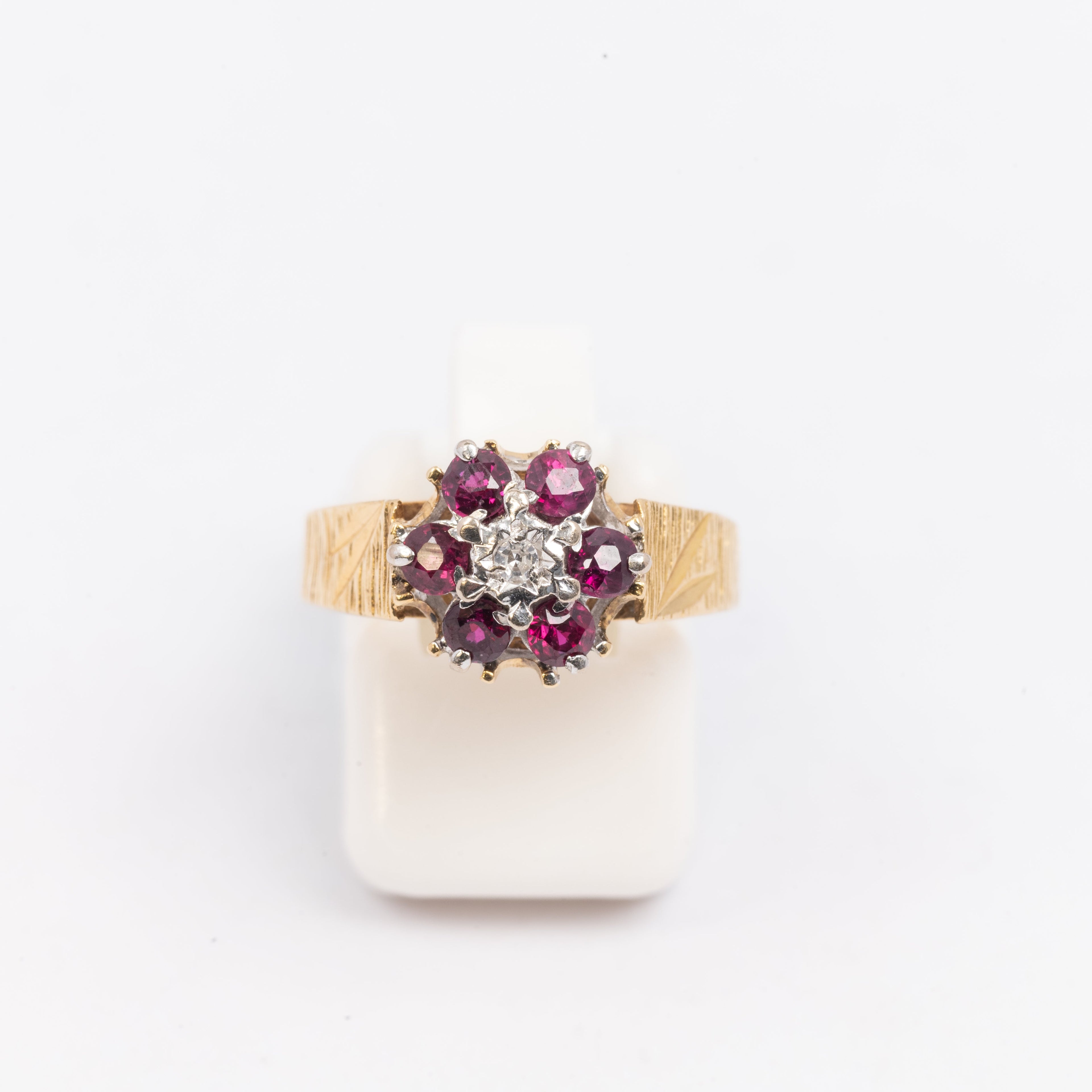 Ladies Ruby Ring