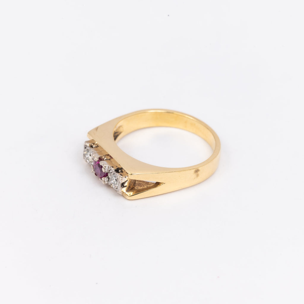 Ladies Ruby 7 Diamond Trilogy Ring