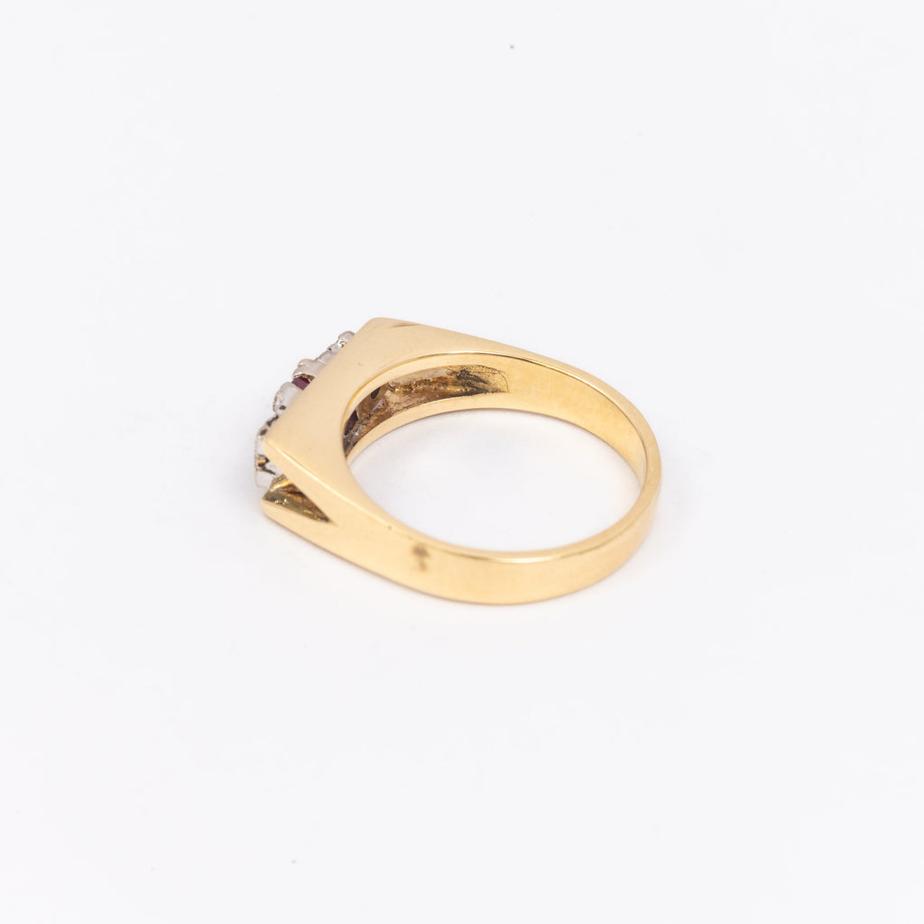 Ladies Ruby 7 Diamond Trilogy Ring