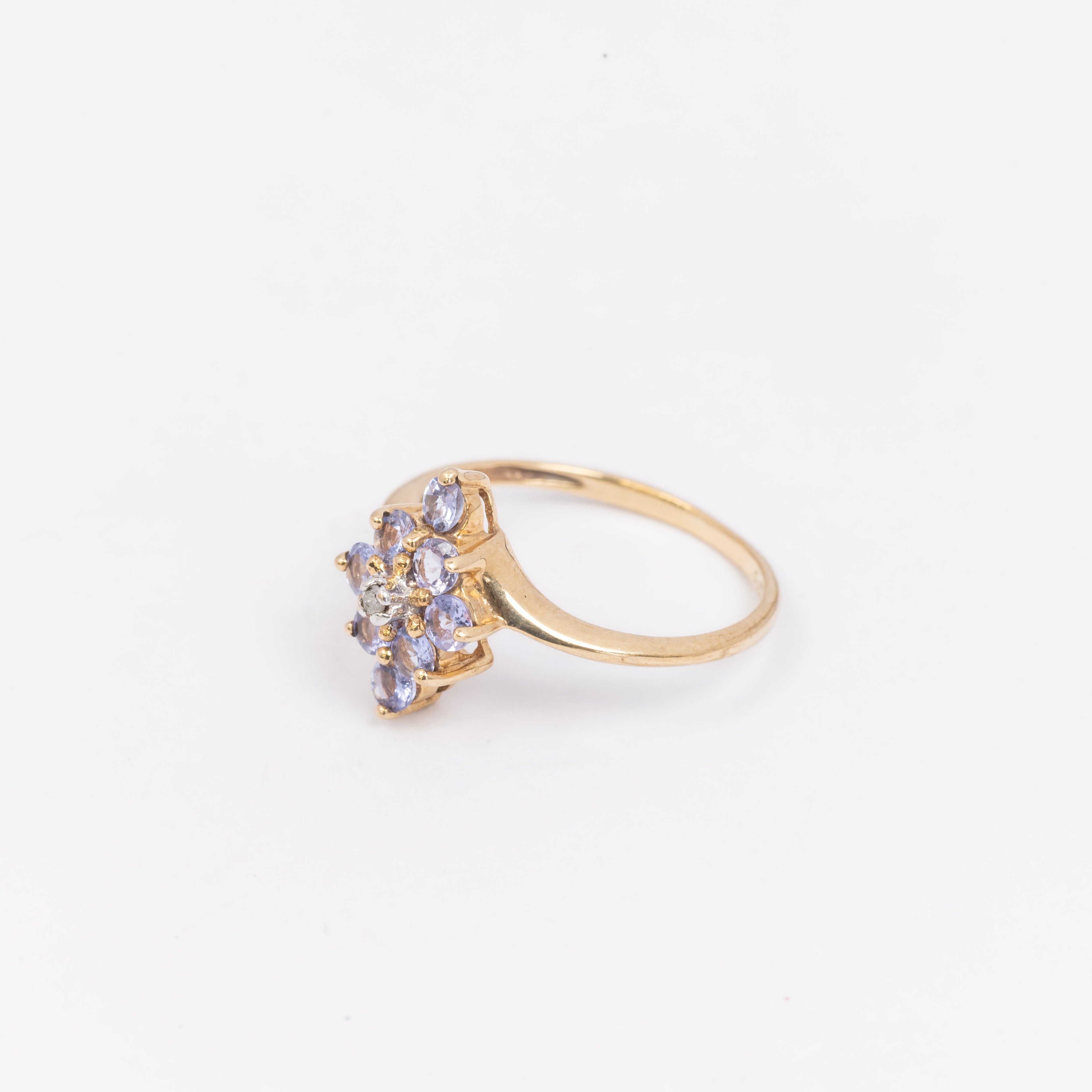 Ladies Tanzanite Ring