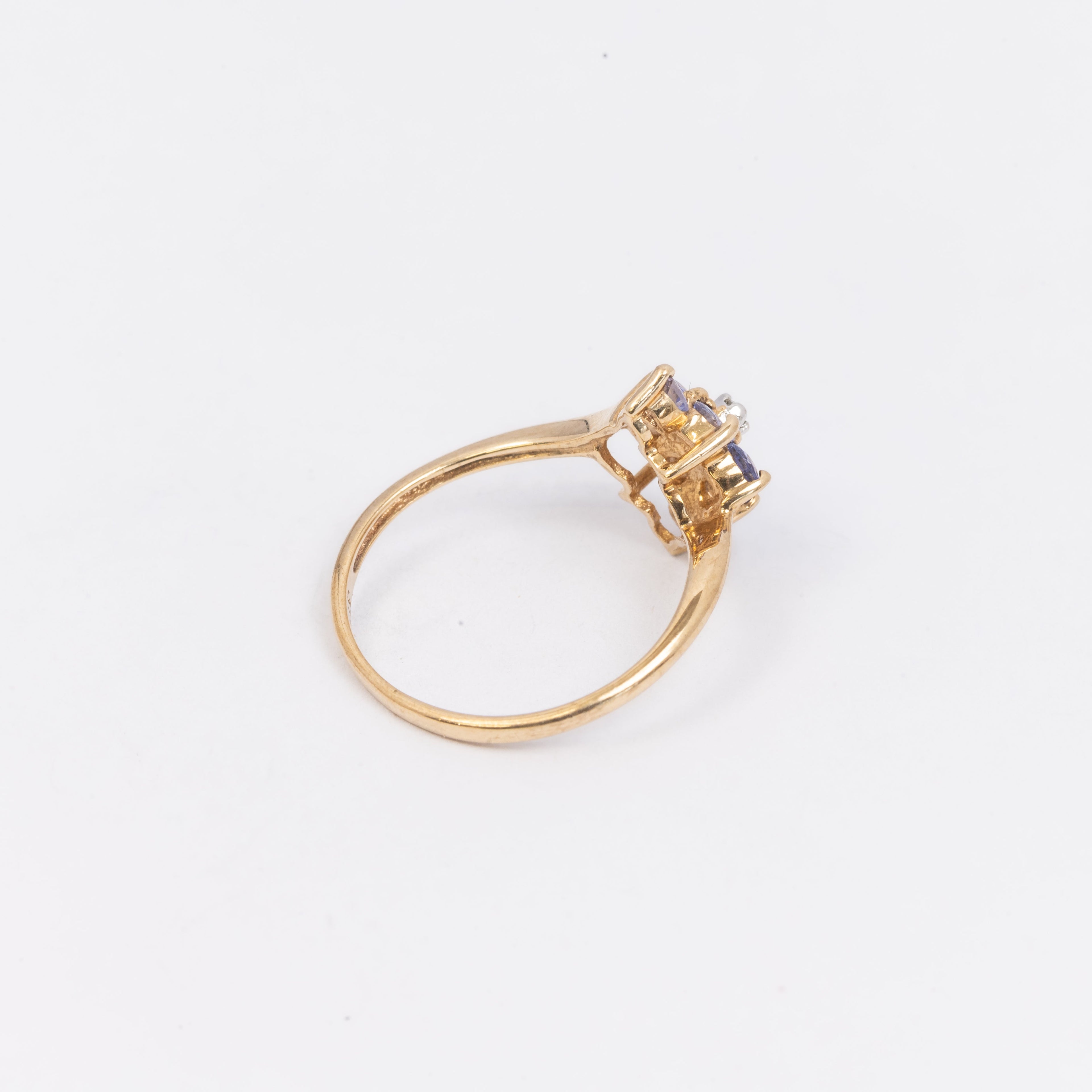 Ladies Tanzanite Ring