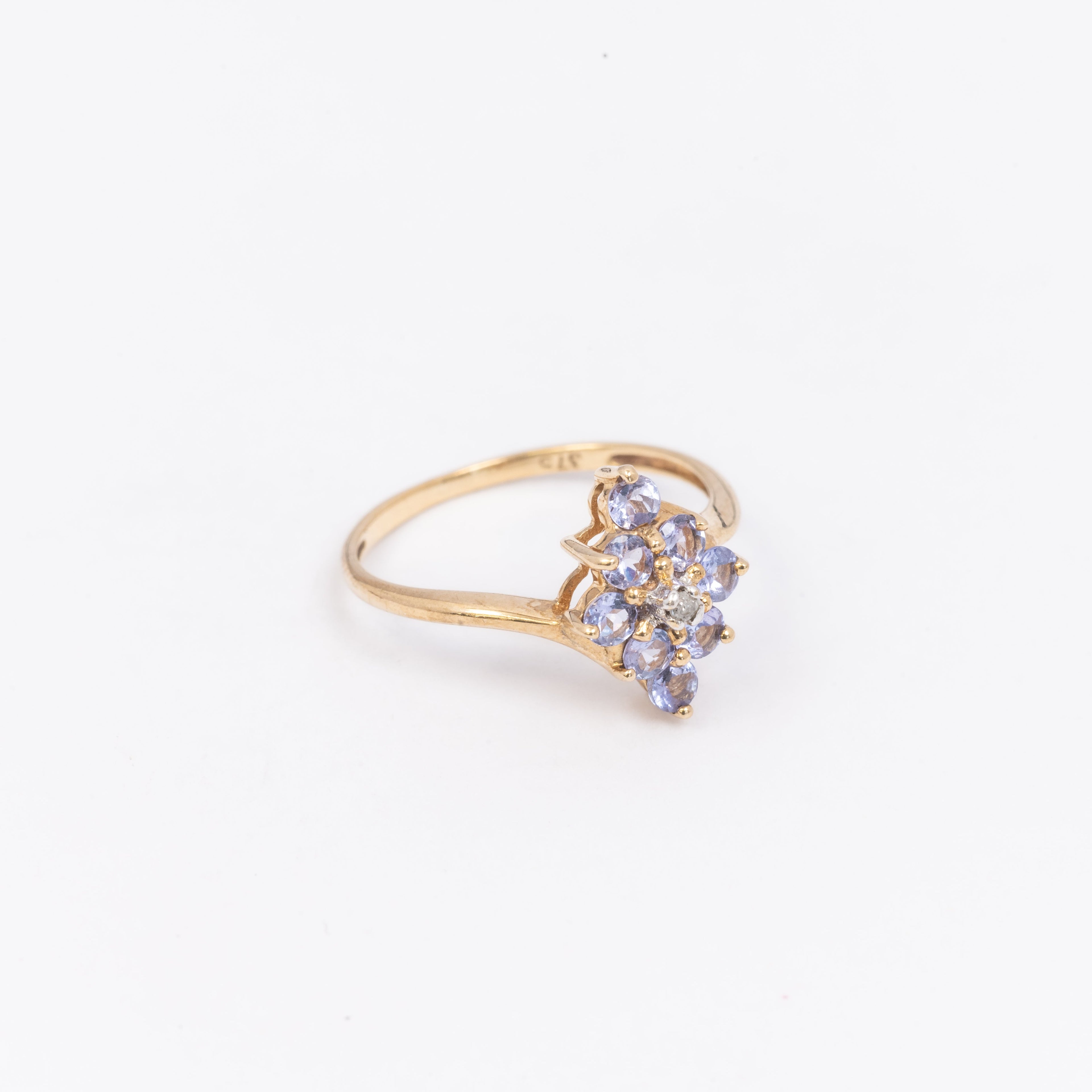 Ladies Tanzanite Ring