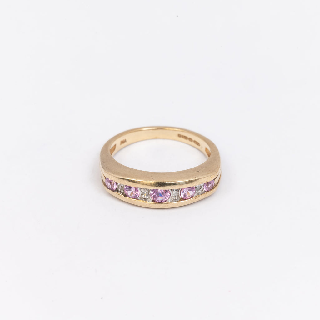 Ladies Pink sapphire & Diamond Ring