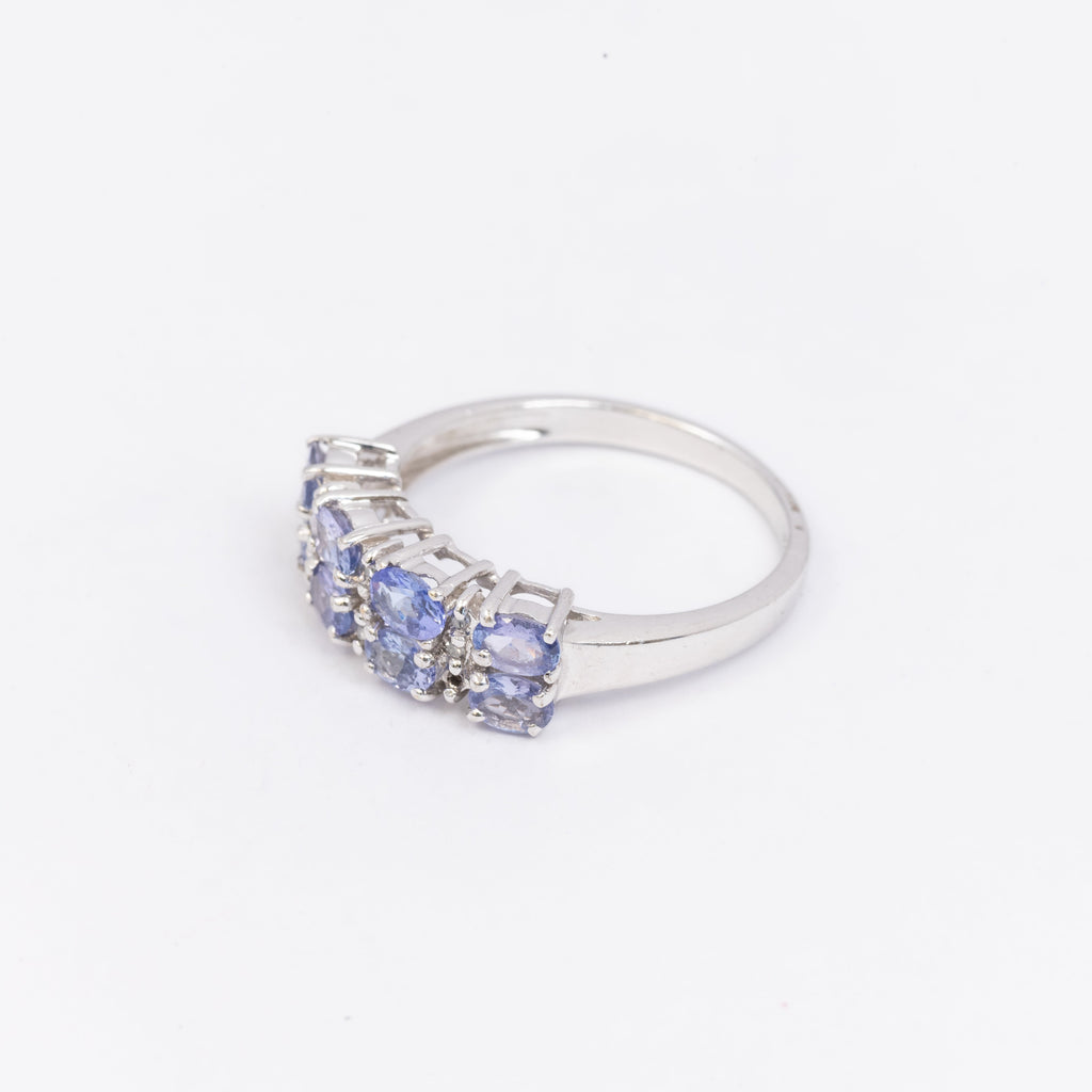 Ladies Tanzanite & Diamond Ring